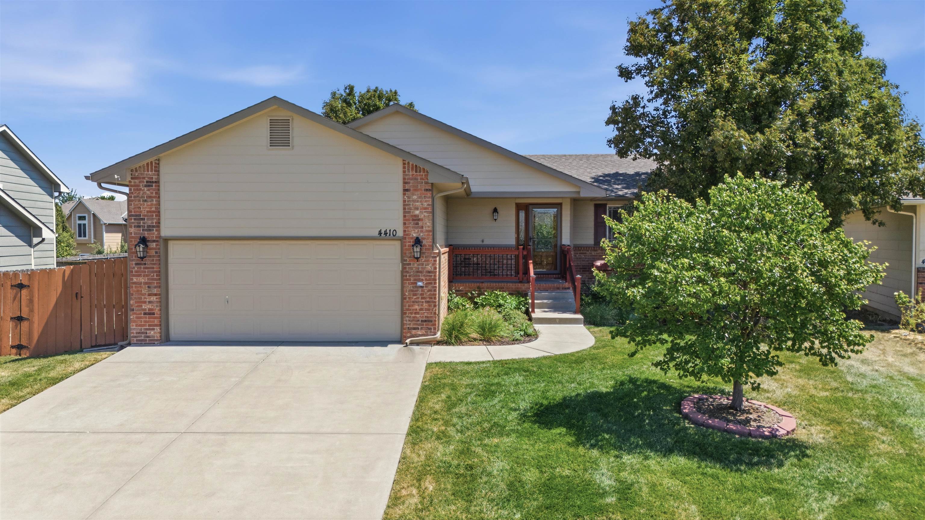 4410 E Falcon St. Property Photo
