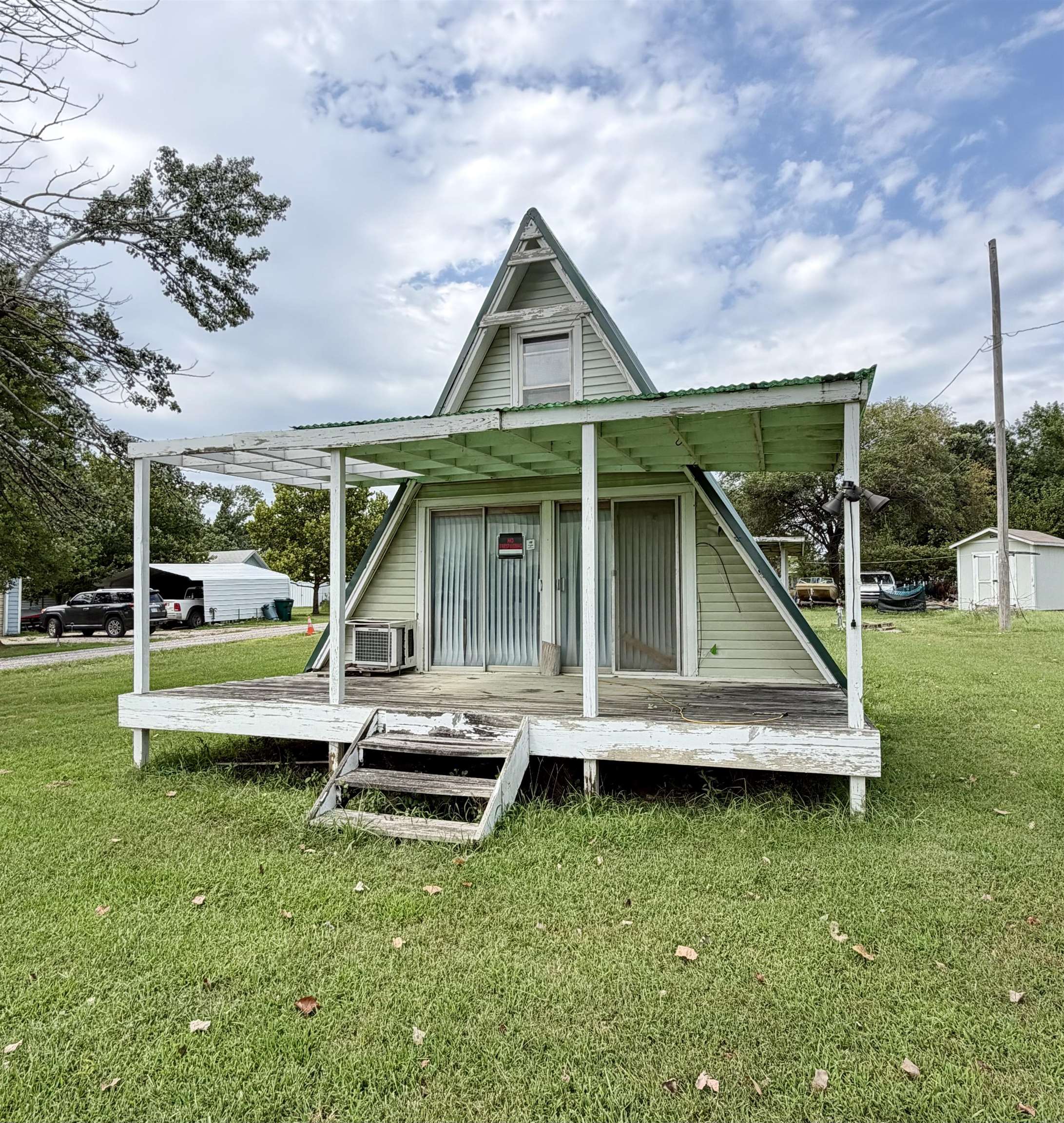 2471 43rd St Property Photo 1