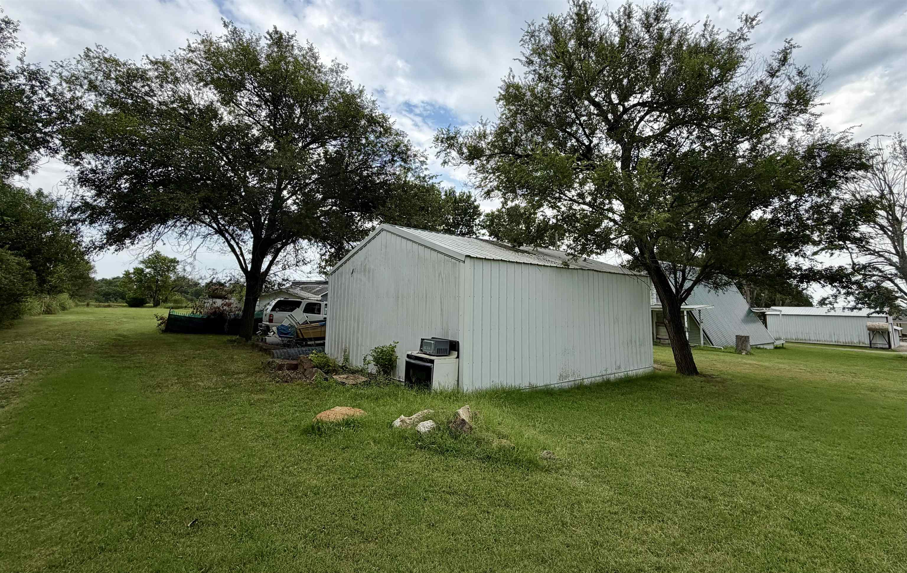 2471 43rd St Property Photo 6