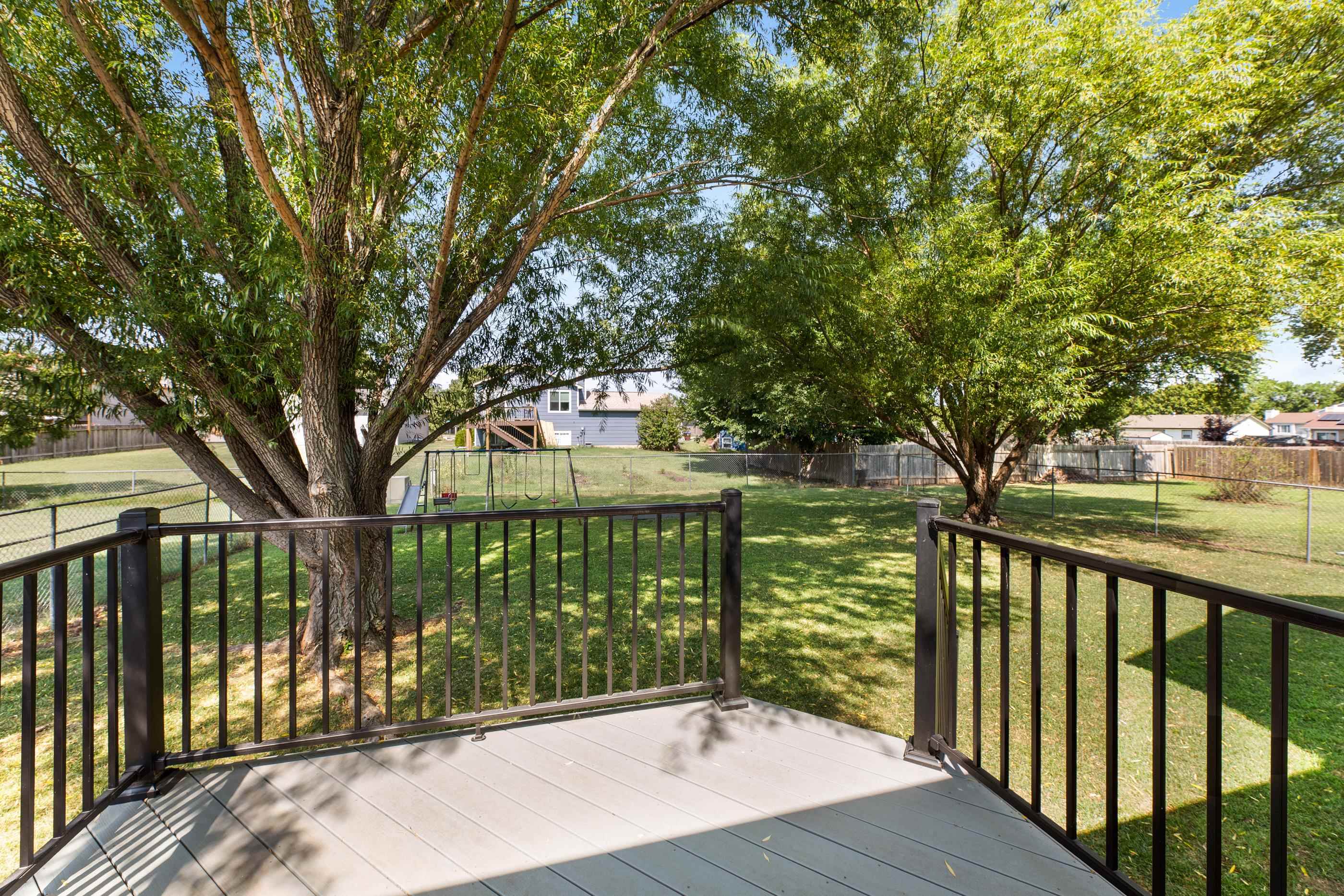 2509 N Beacon Hill St. Property Photo 12