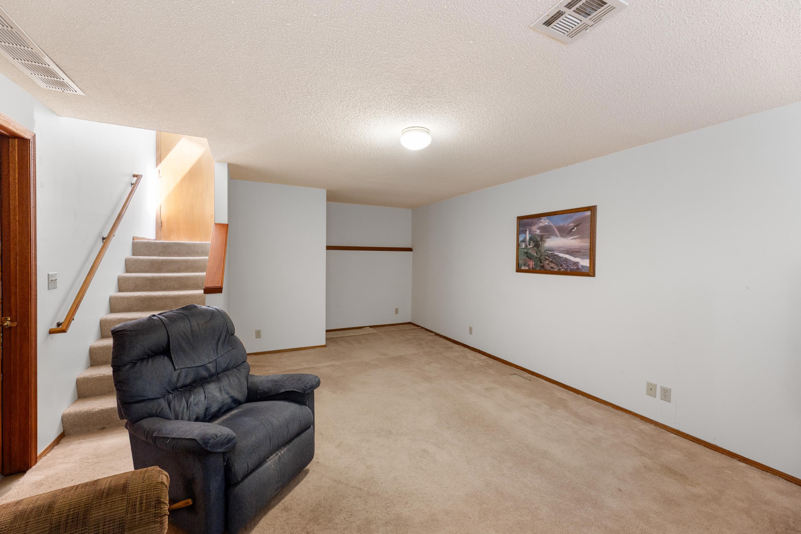 2509 N Beacon Hill St. Property Photo 31