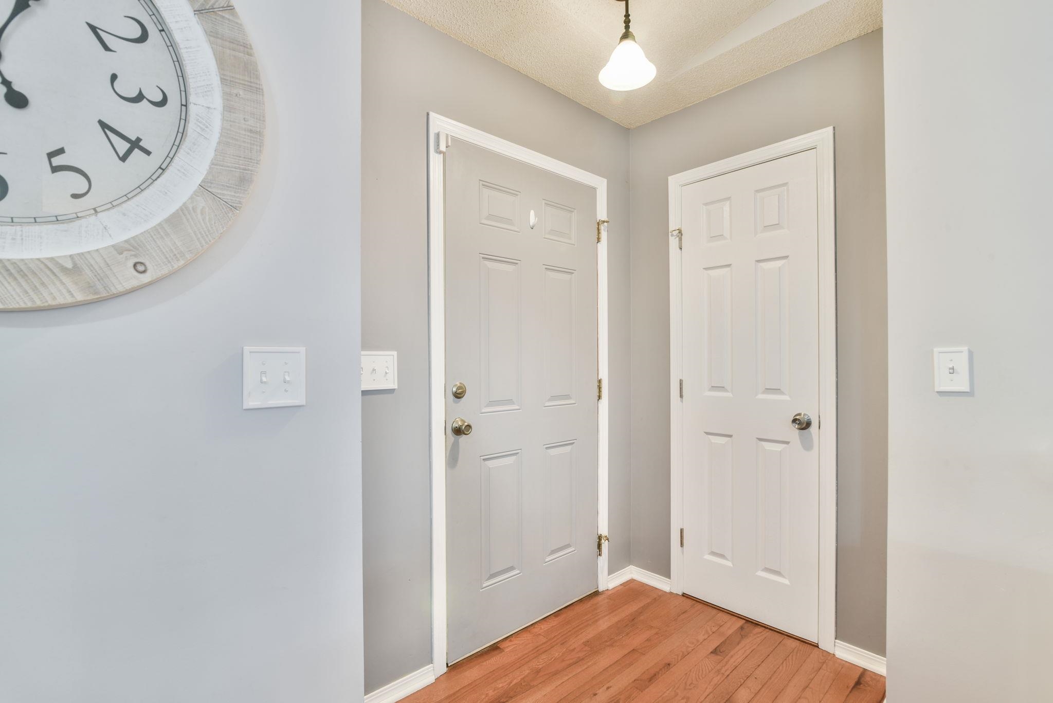 1601 N Cleary Lane Property Photo 3