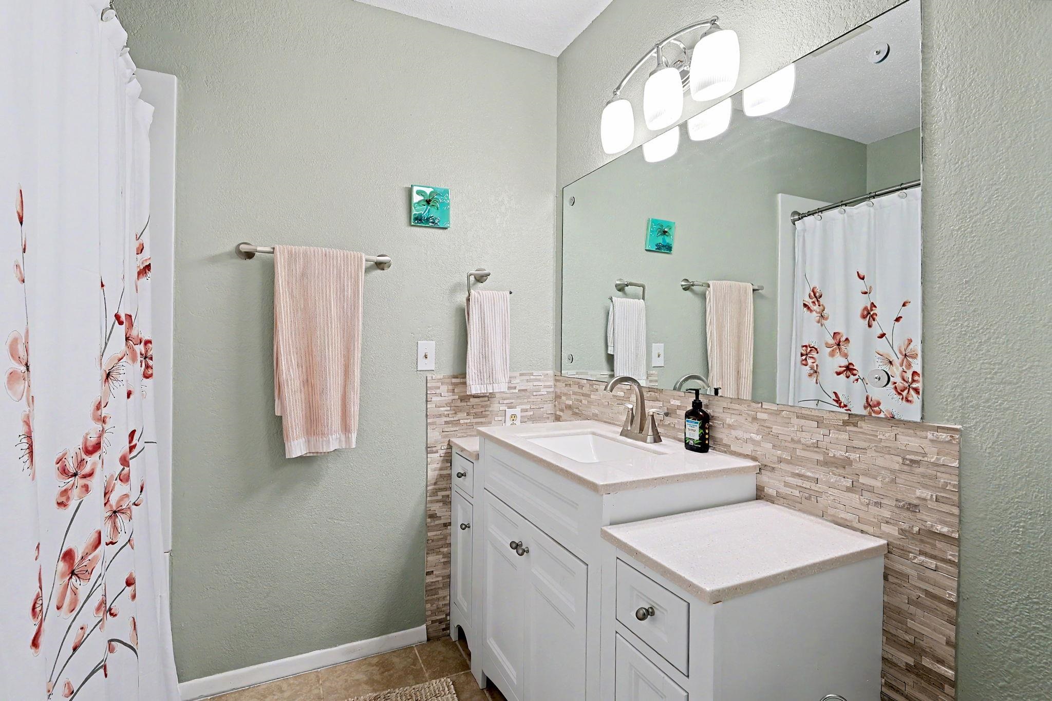 146 N Maize Property Photo 17