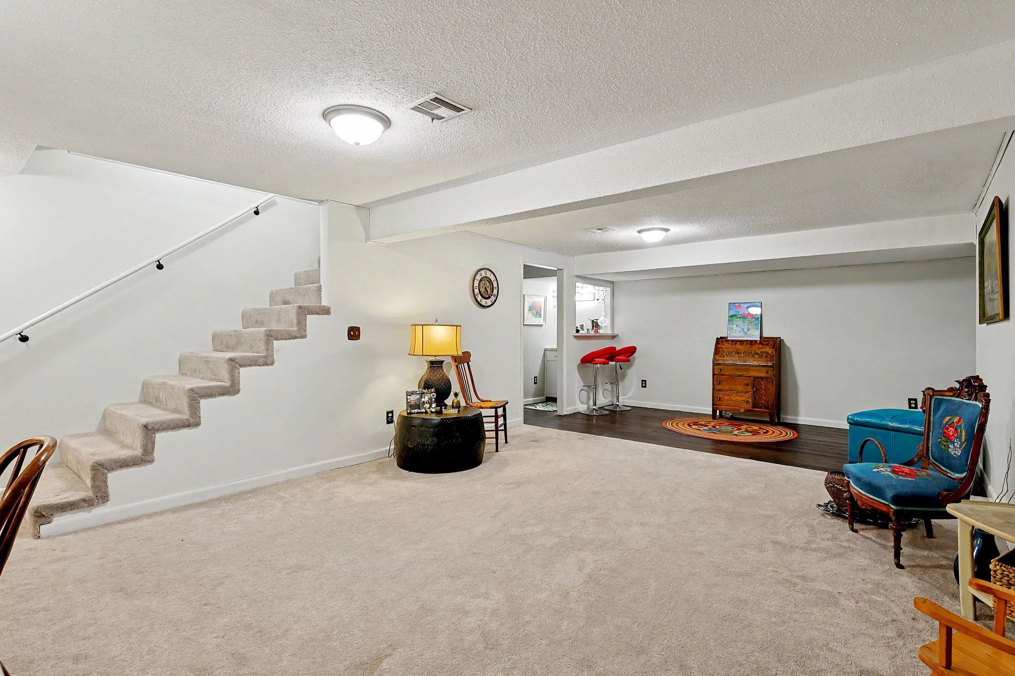 146 N Maize Property Photo 19
