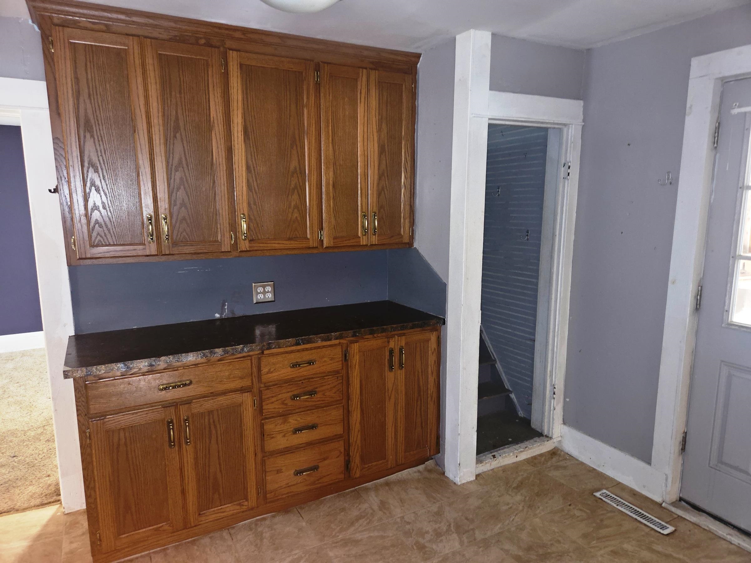 114 W Durst St Property Photo 7