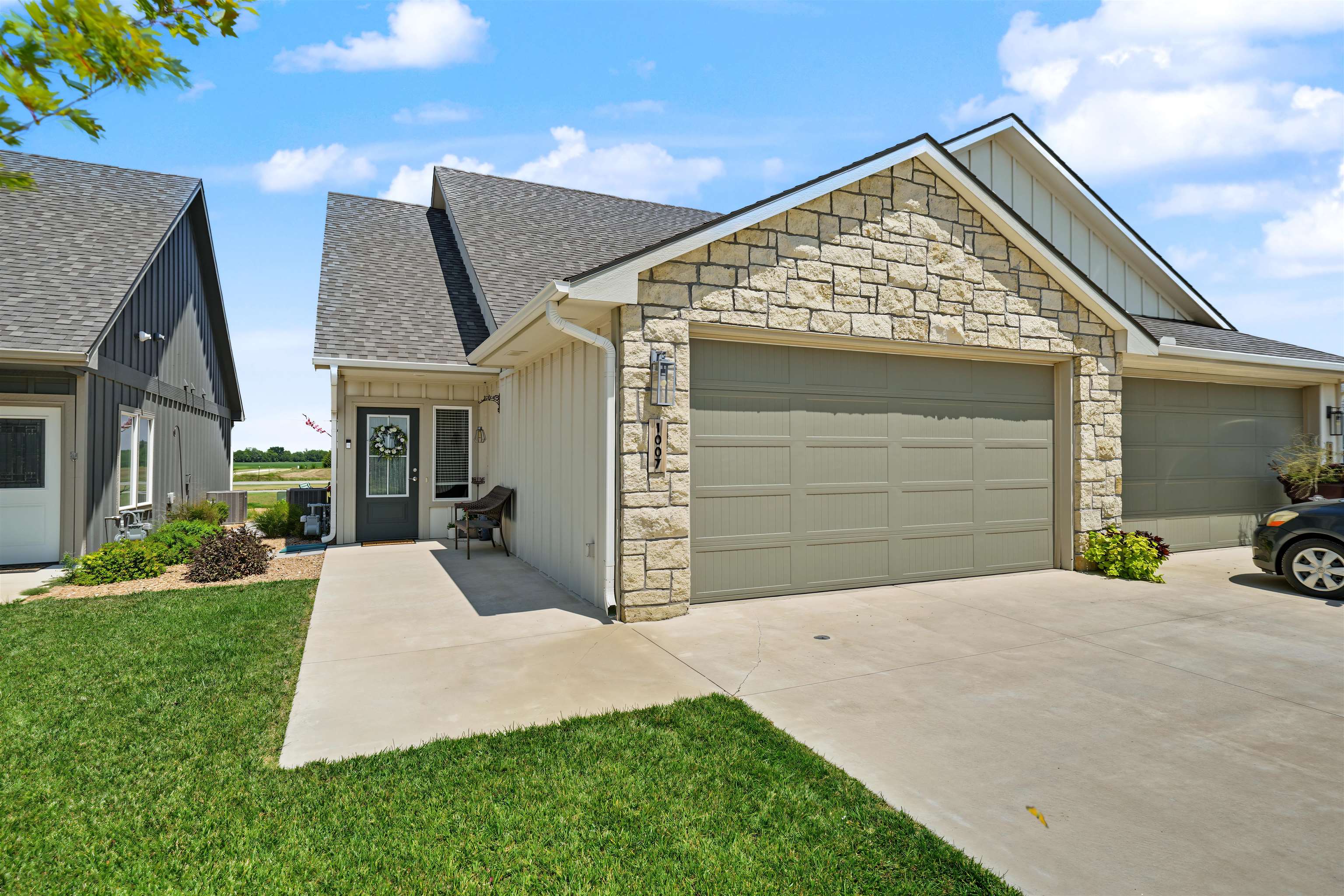 1007 Lingonberry Ln. Property Photo 1