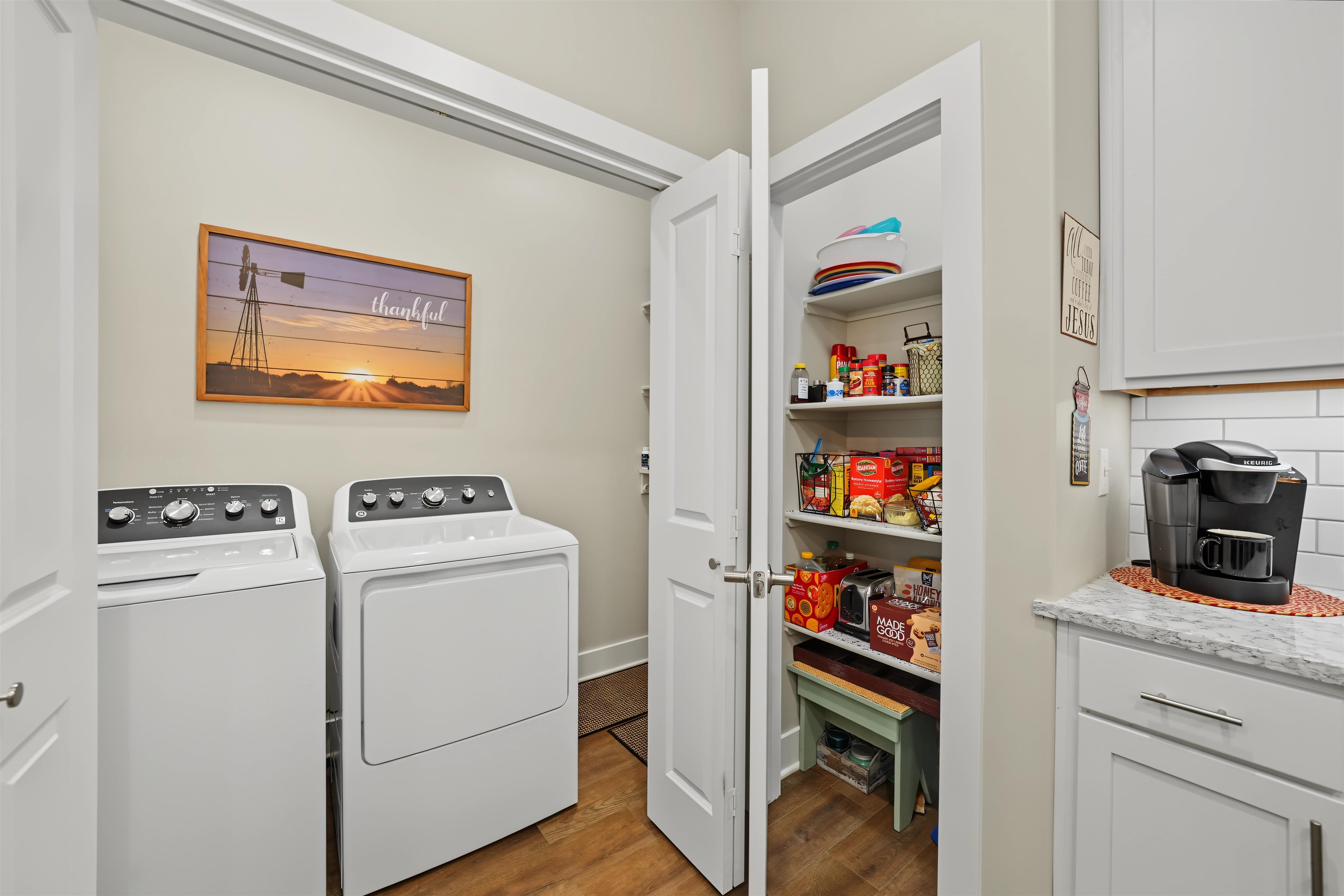 1007 Lingonberry Ln. Property Photo 15