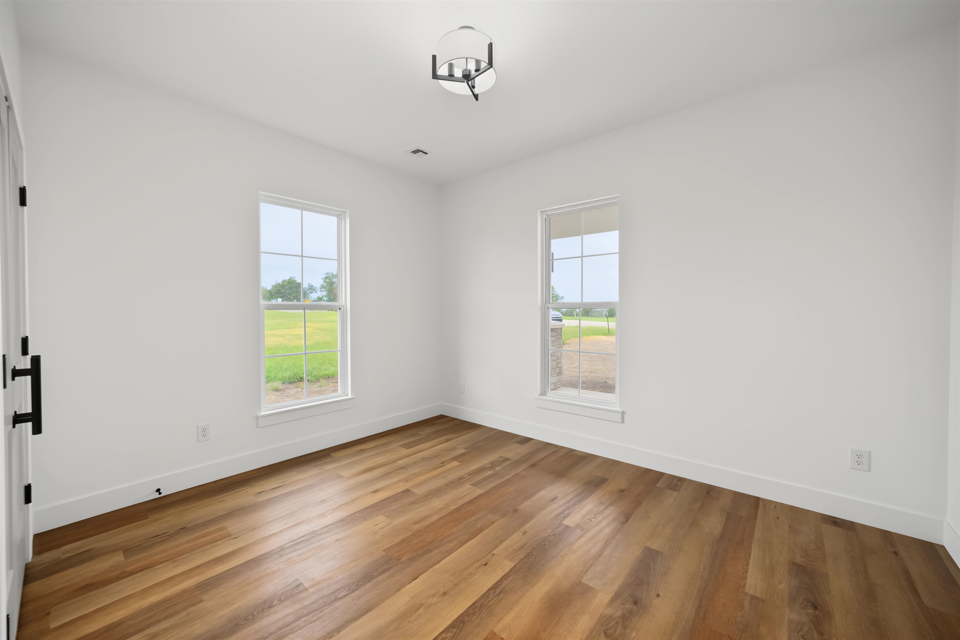1537 Cedar Point Place Property Photo 22