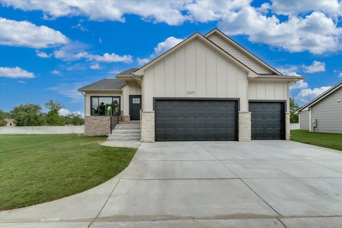12025 W Cornelison Ct Property Photo 1