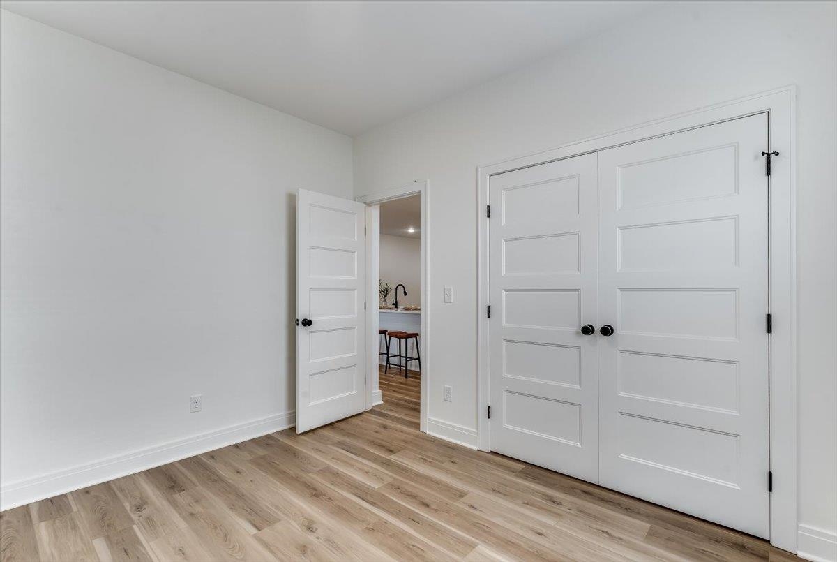 5417 W Rolly Property Photo 13