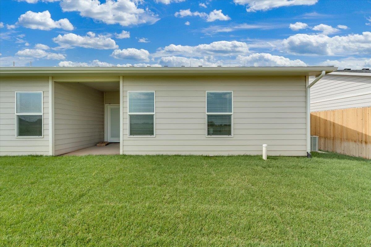 5417 W Rolly Property Photo 18