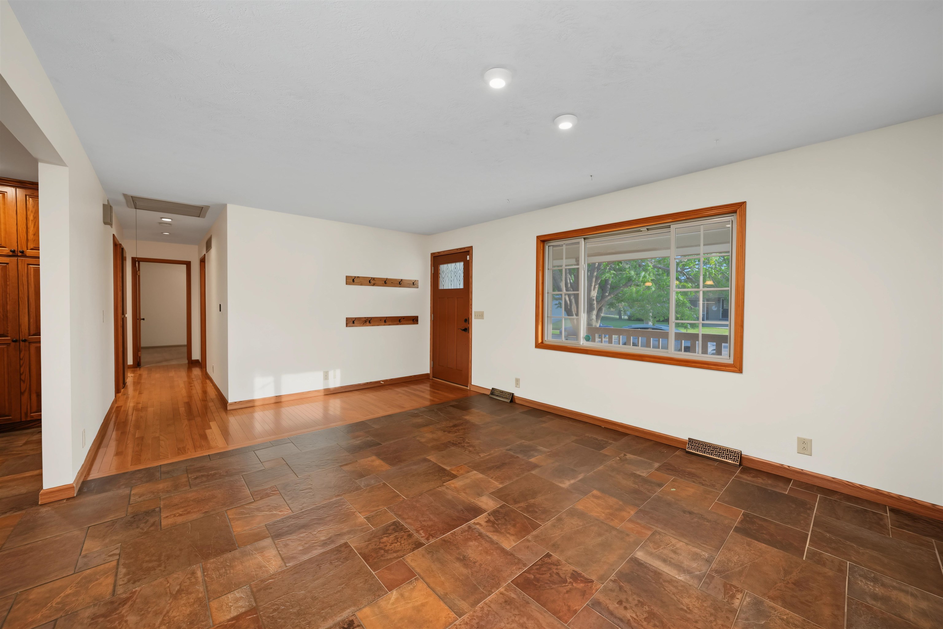 2151 Lewis St Property Photo 7
