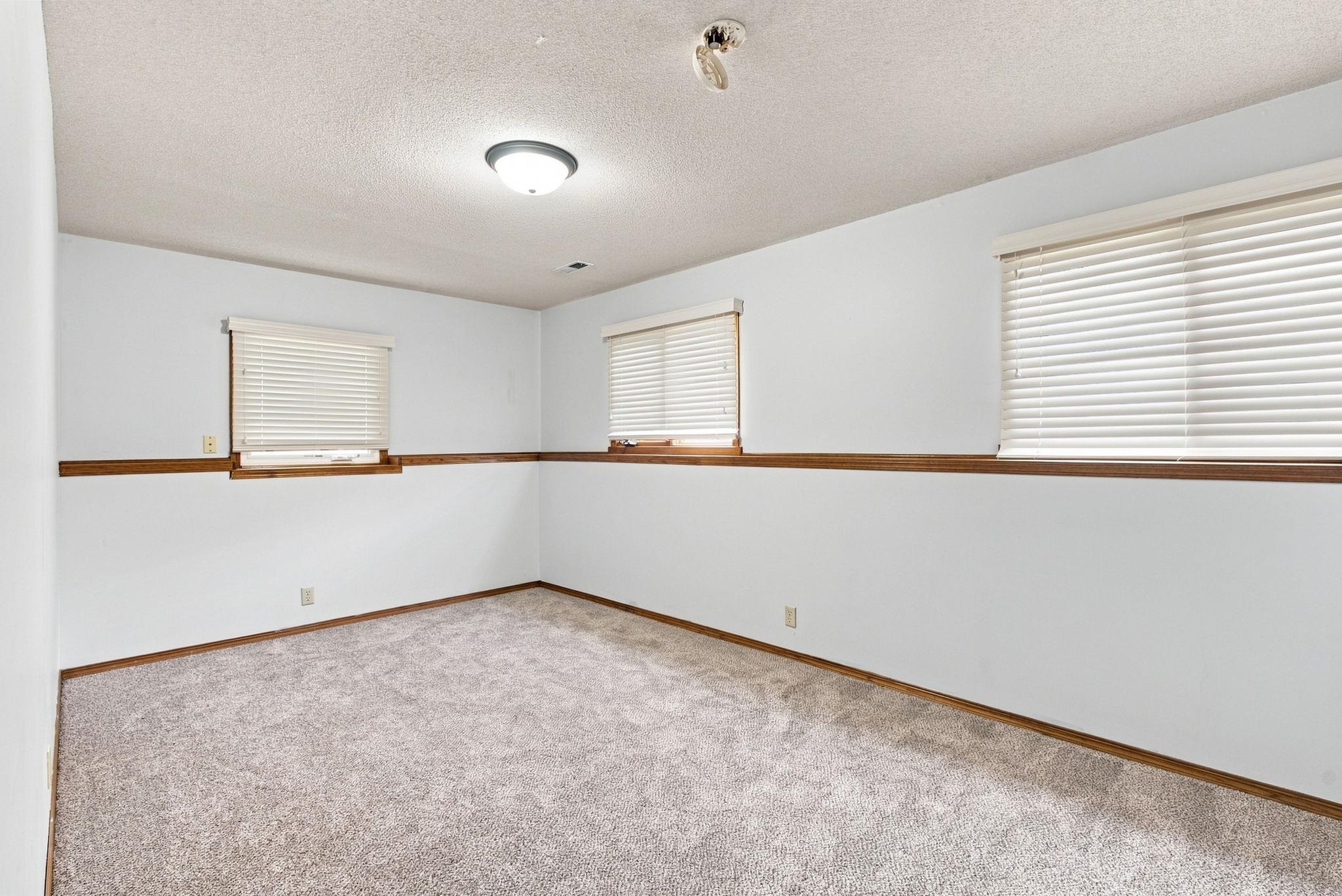 124 N Mars St Property Photo 22
