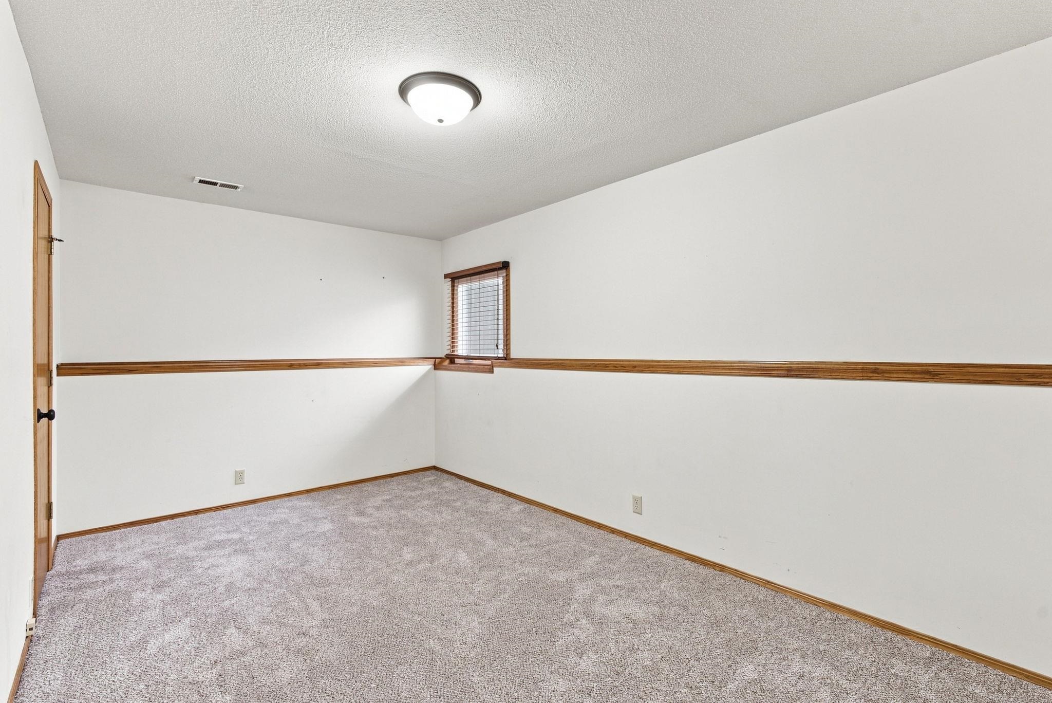 124 N Mars St Property Photo 23