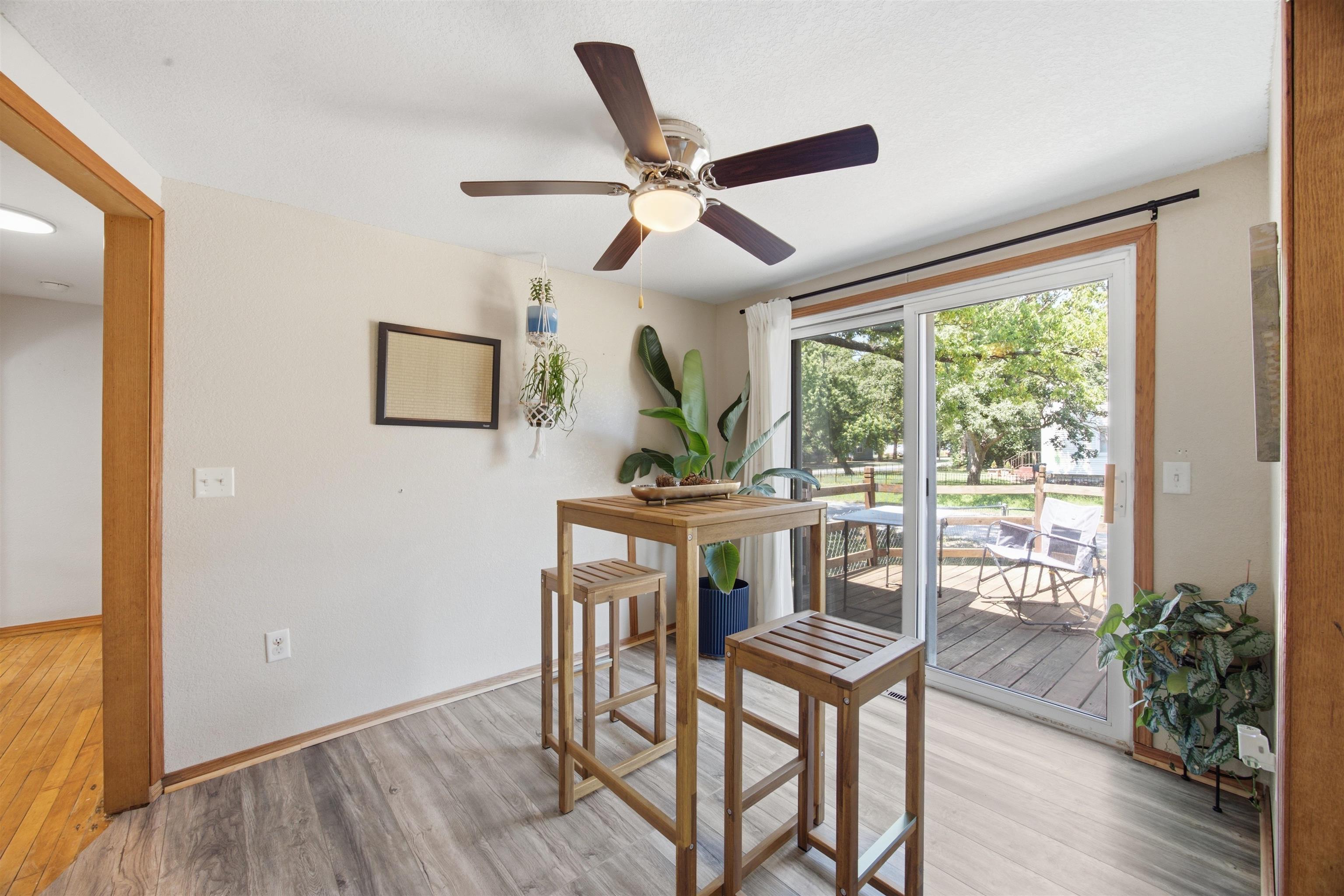 412 N Olive Property Photo 14