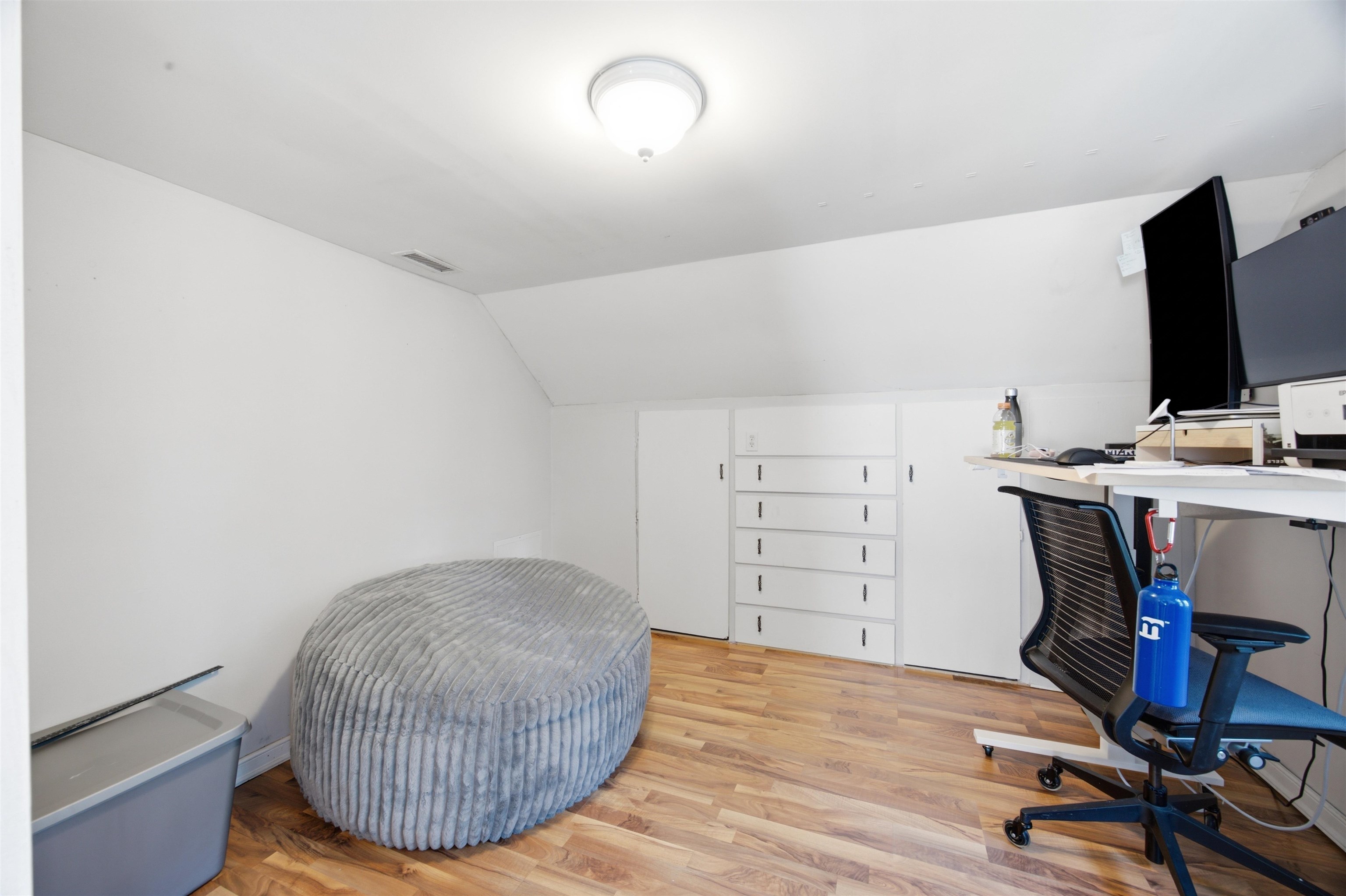 412 N Olive Property Photo 24