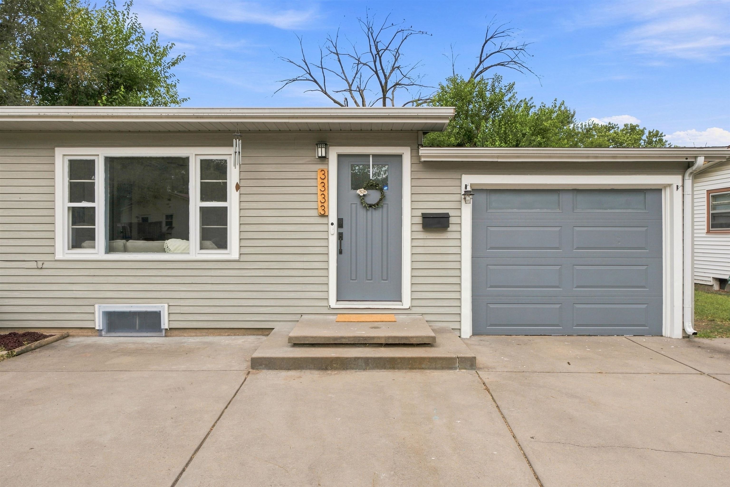 3333 S Waco Avenue Property Photo 1