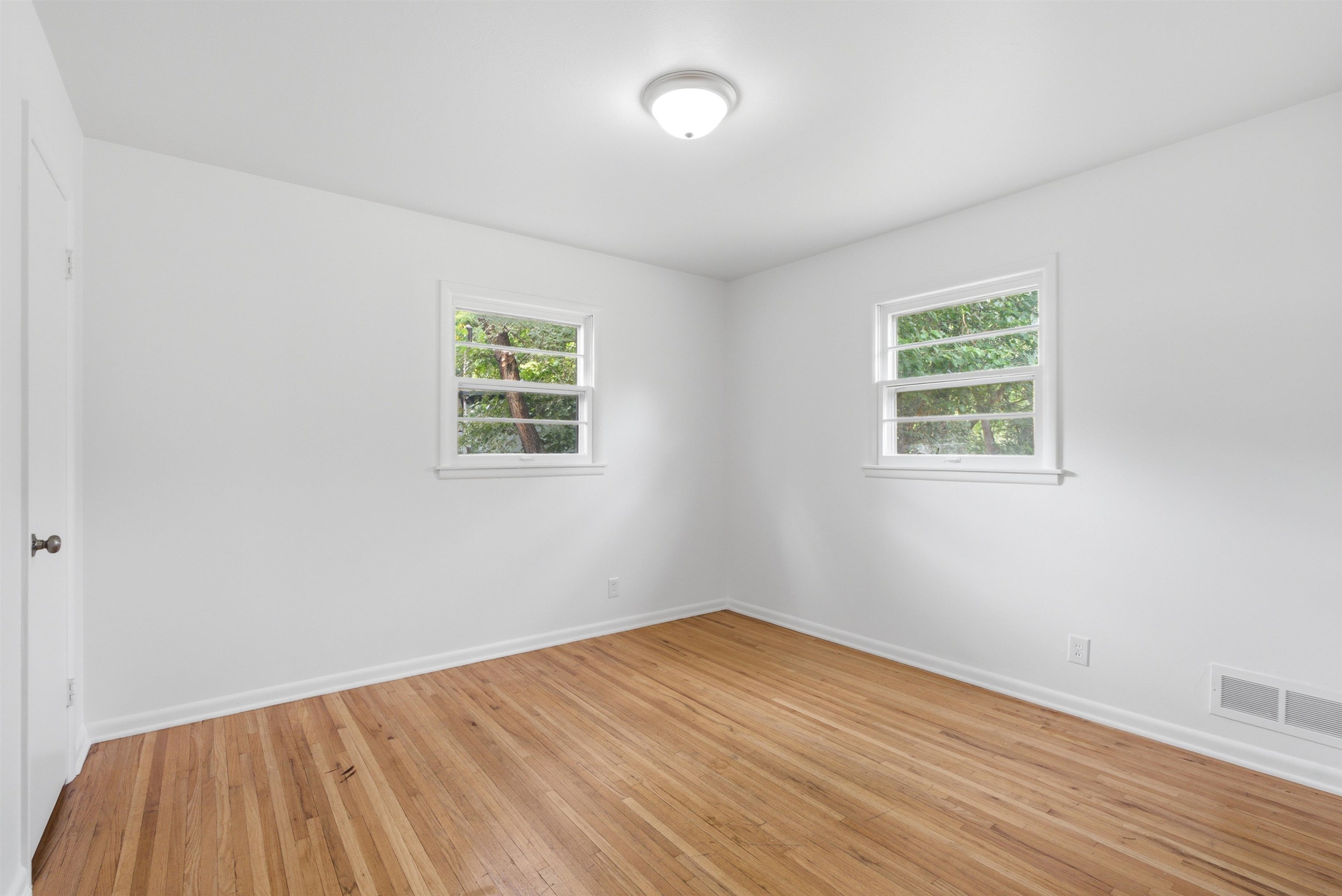 3333 S Waco Avenue Property Photo 15