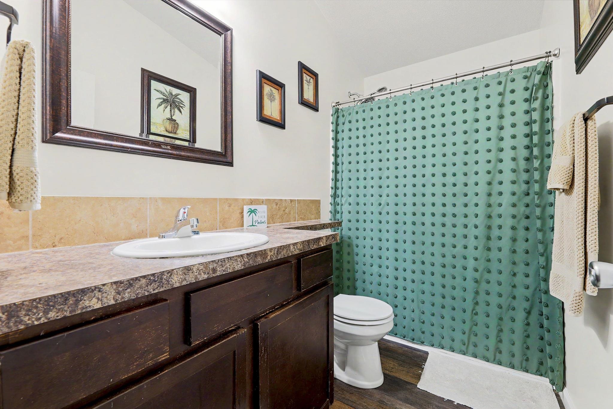 4422 S Chase Property Photo 12