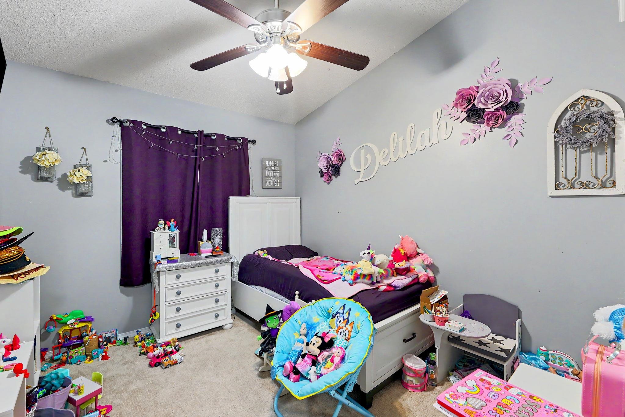 4422 S Chase Property Photo 19