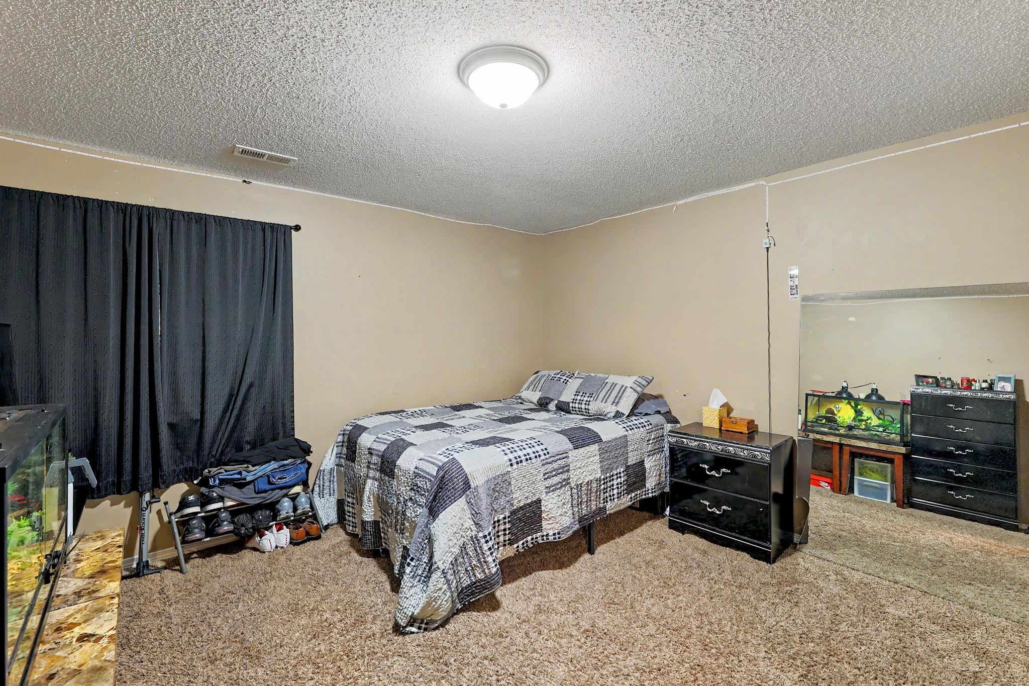 4422 S Chase Property Photo 25