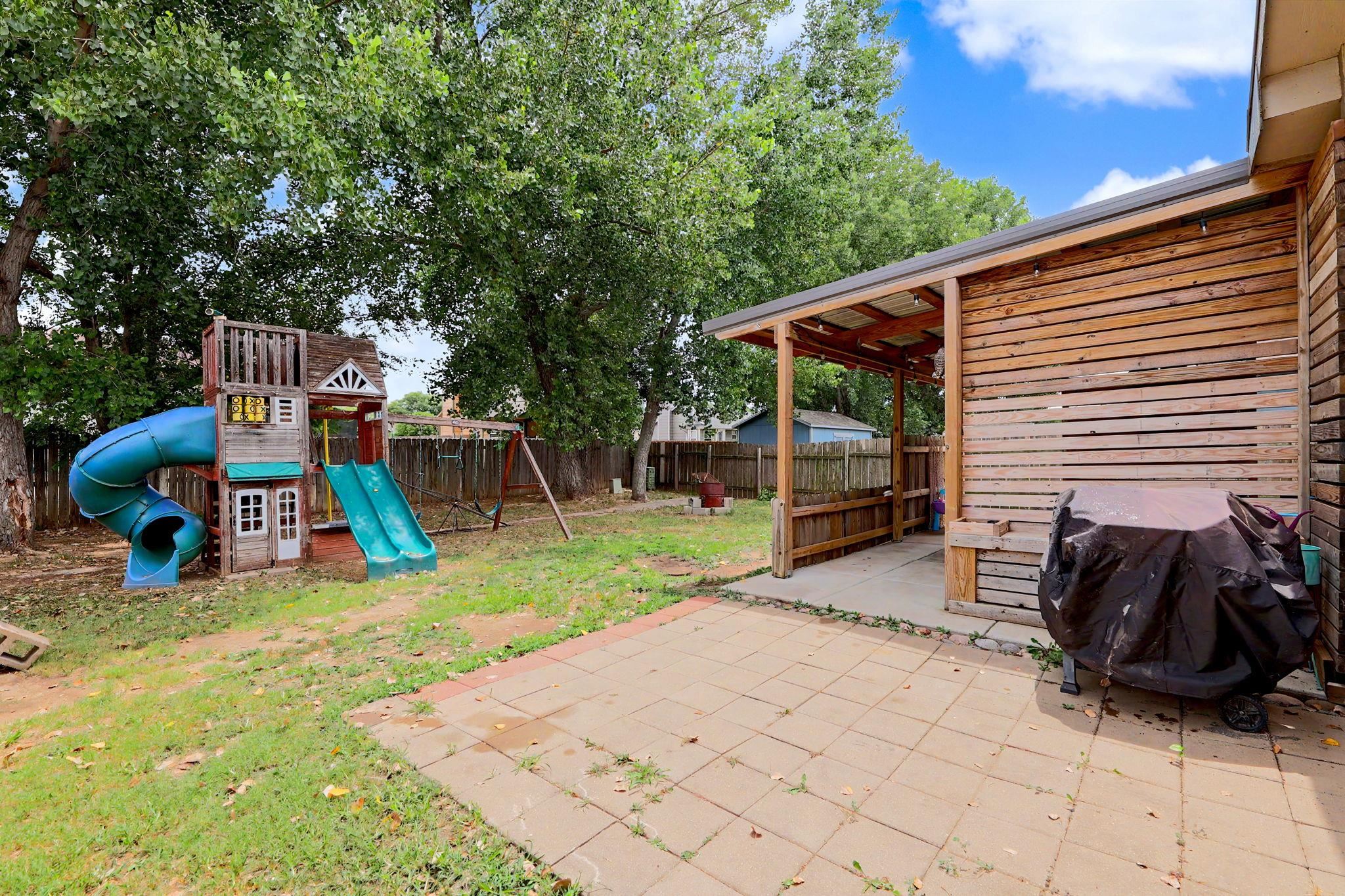 4422 S Chase Property Photo 32
