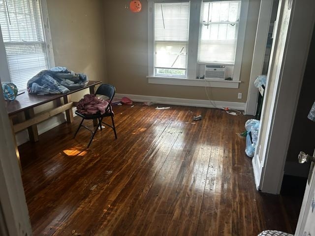 403 N 2nd Property Photo 11