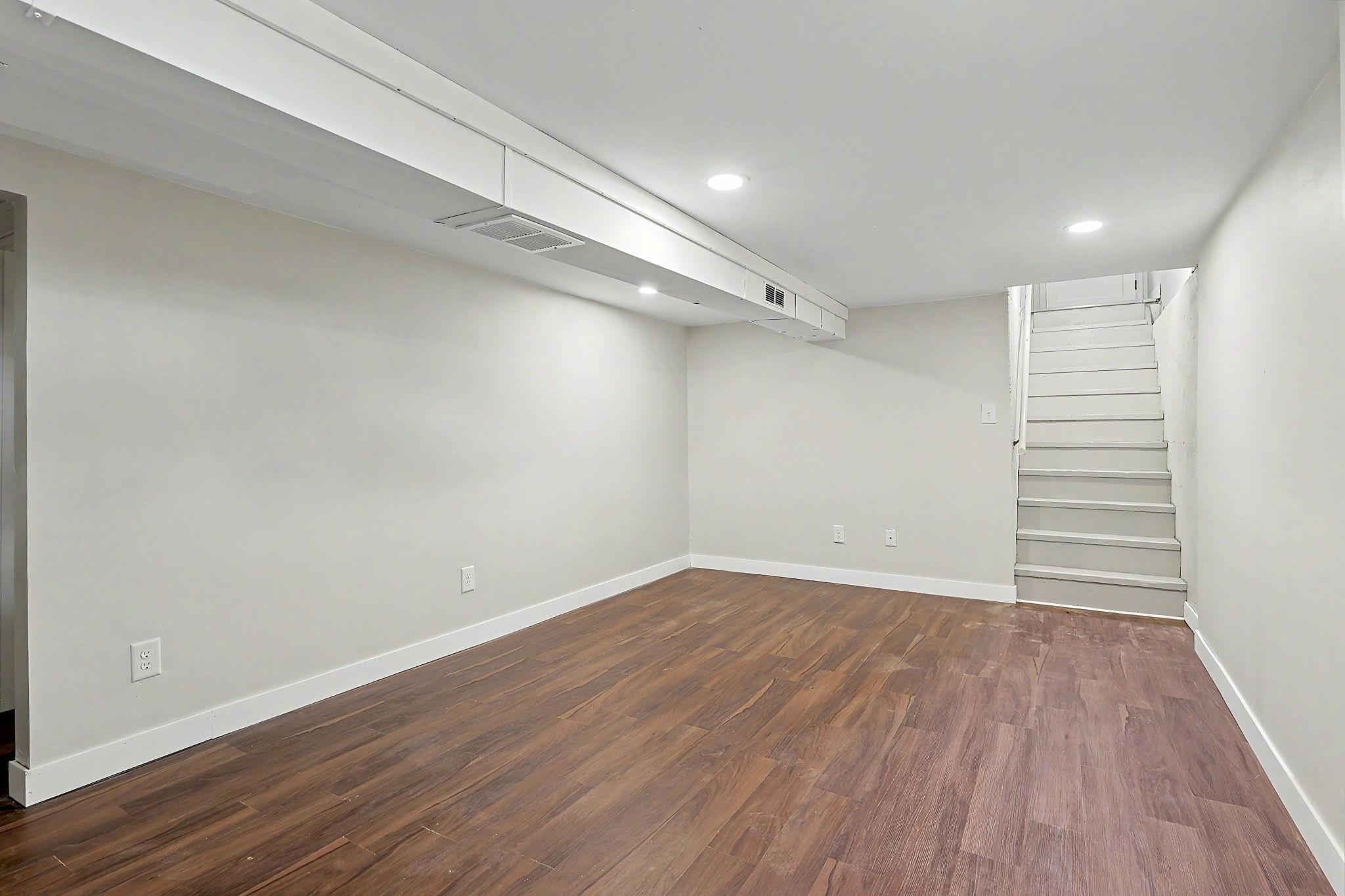 2040 N Kessler Property Photo 19