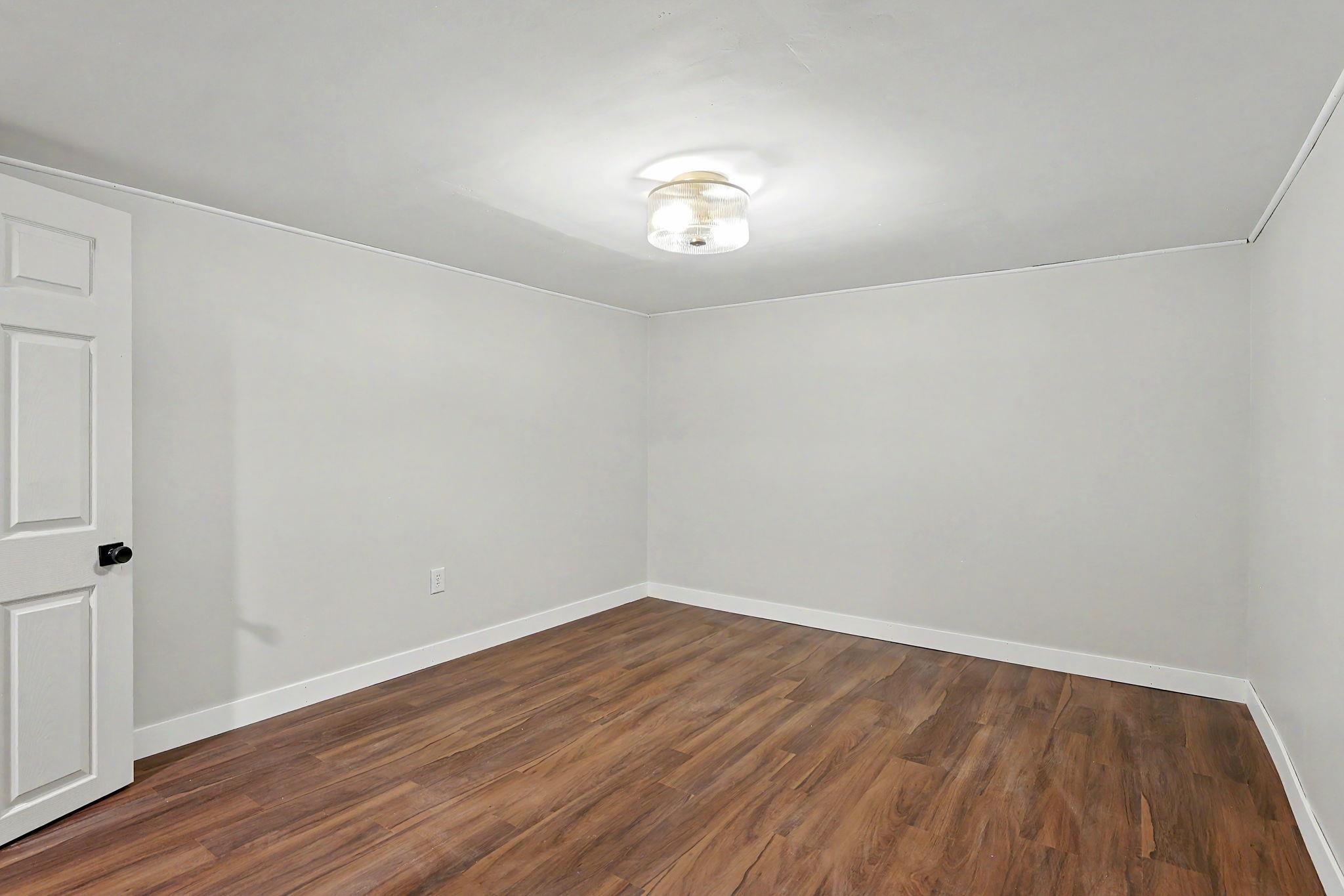 2040 N Kessler Property Photo 20