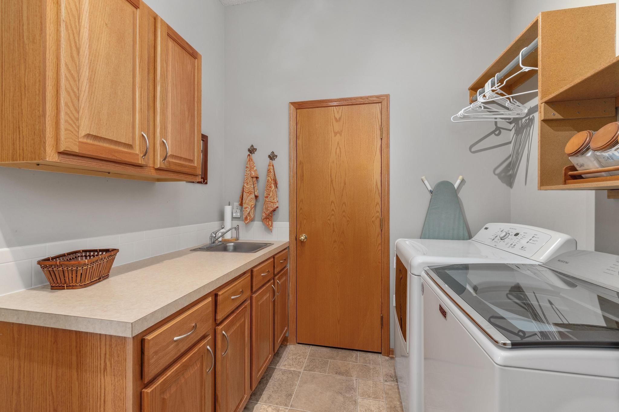 14302 E Twinlake Dr Property Photo 17