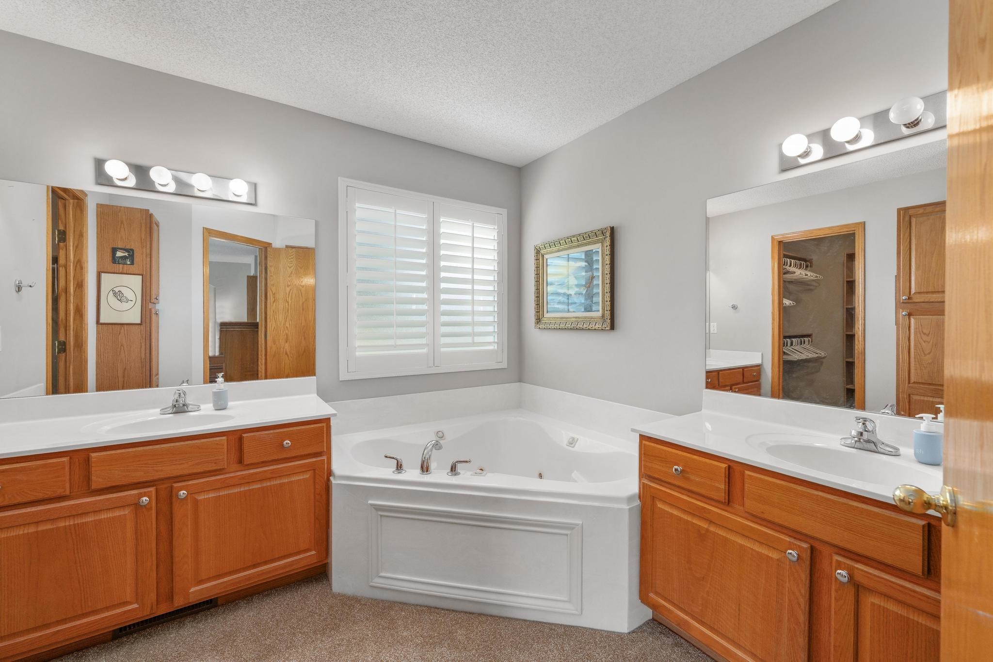 14302 E Twinlake Dr Property Photo 20