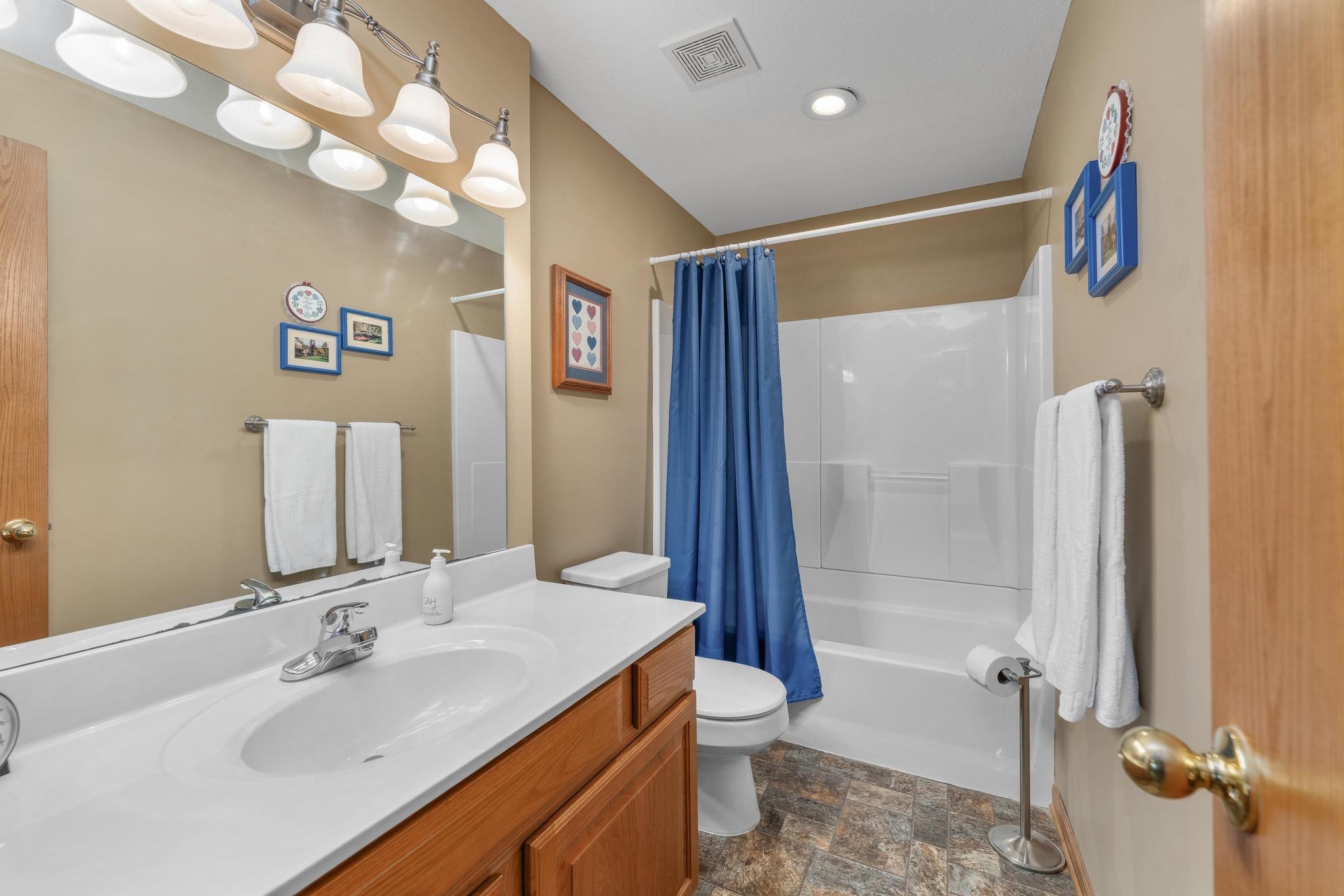 14302 E Twinlake Dr Property Photo 30