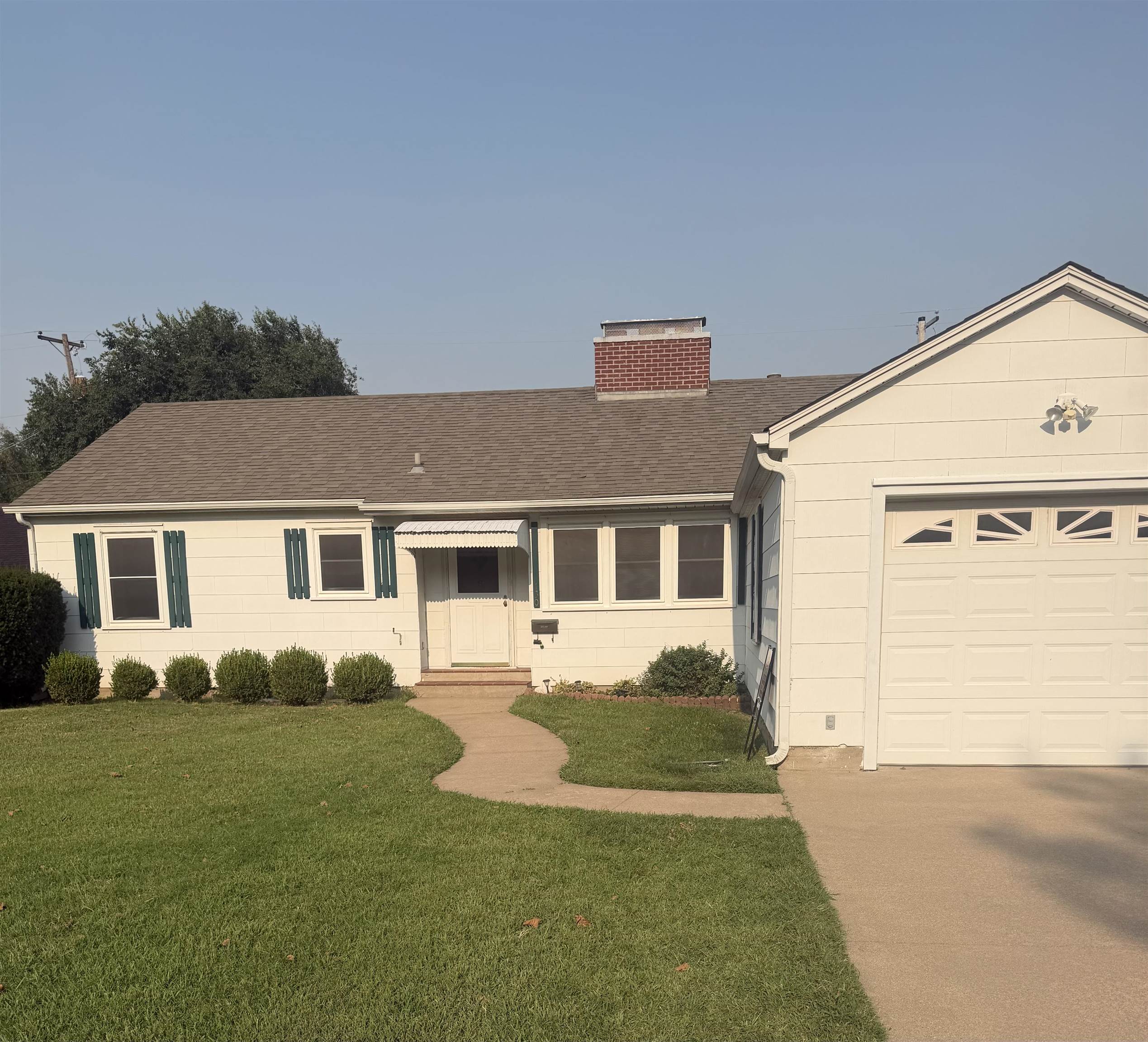 130 N Residence Property Photo 1
