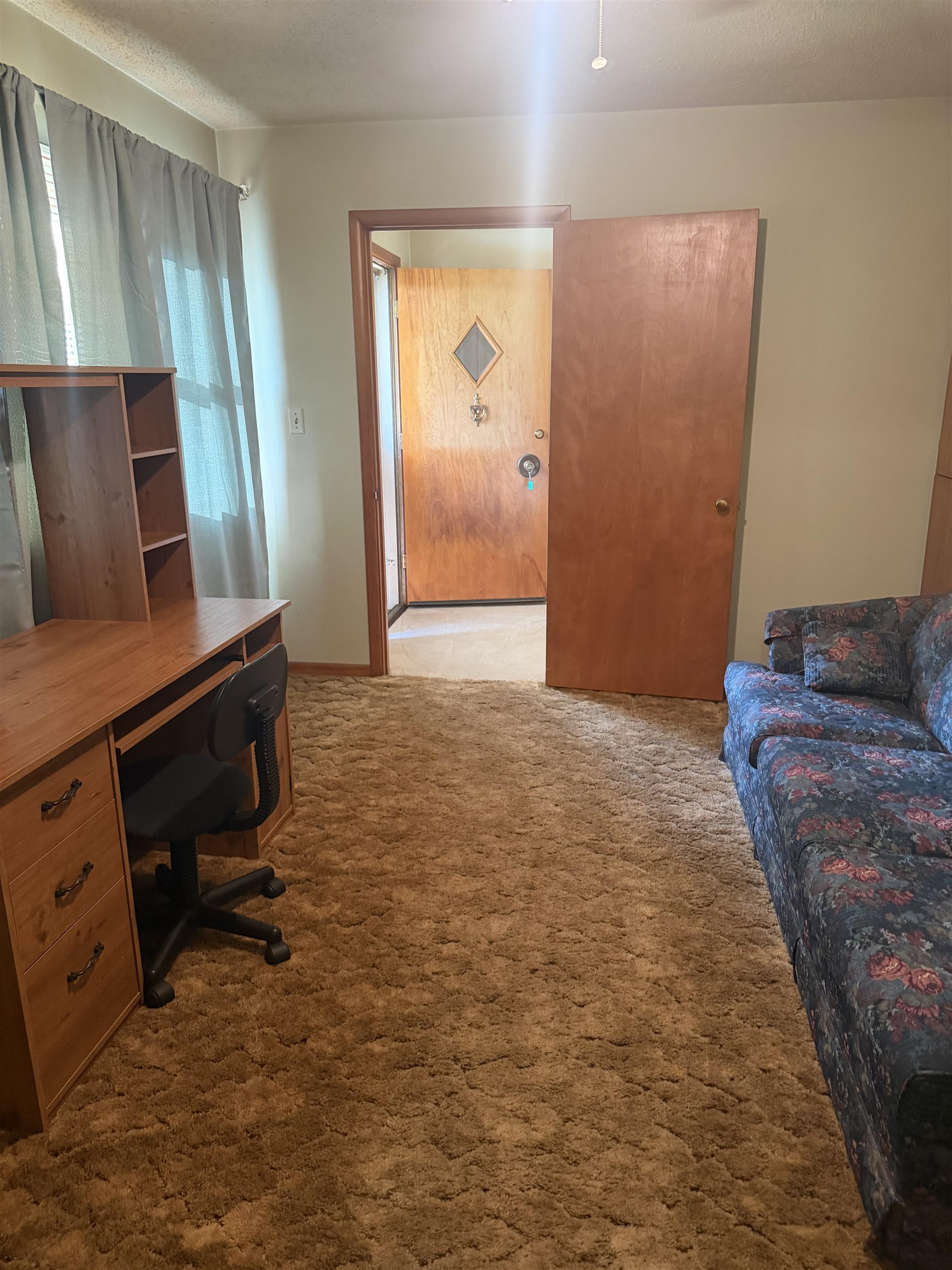 130 N Residence Property Photo 4