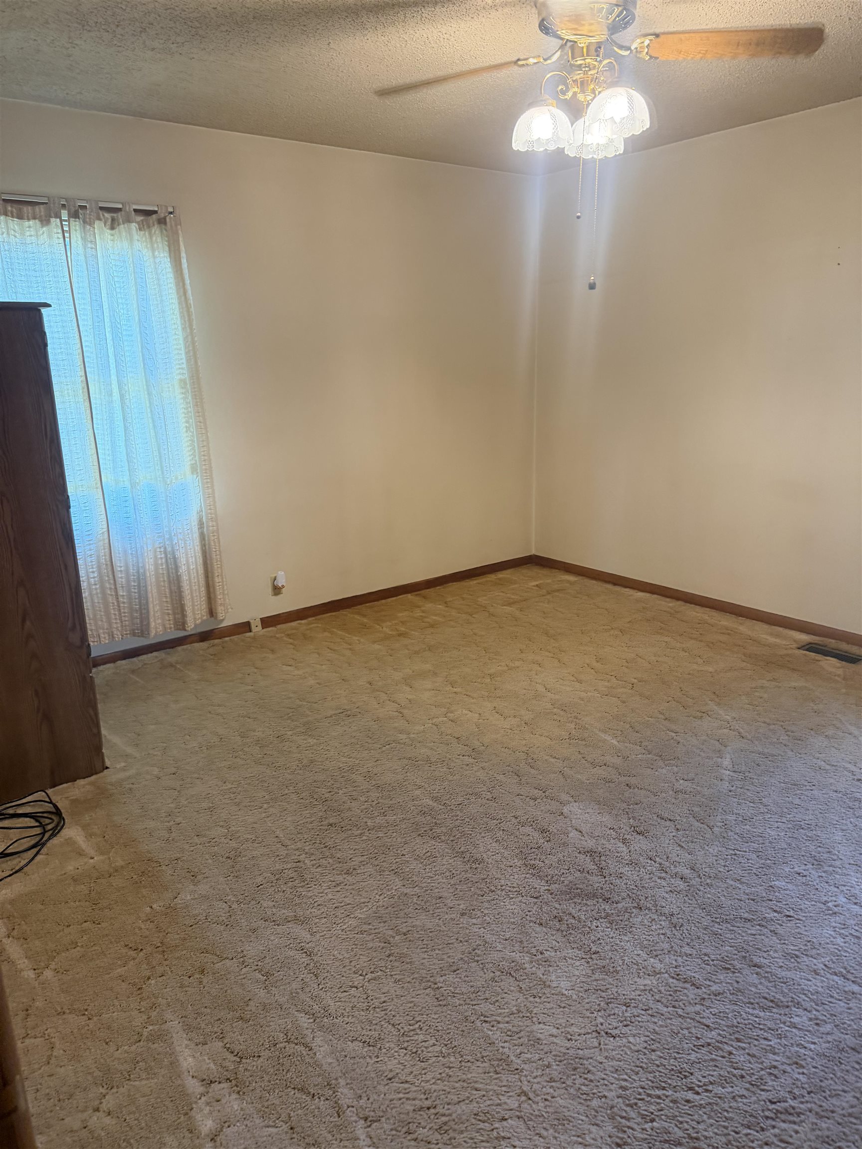 130 N Residence Property Photo 14