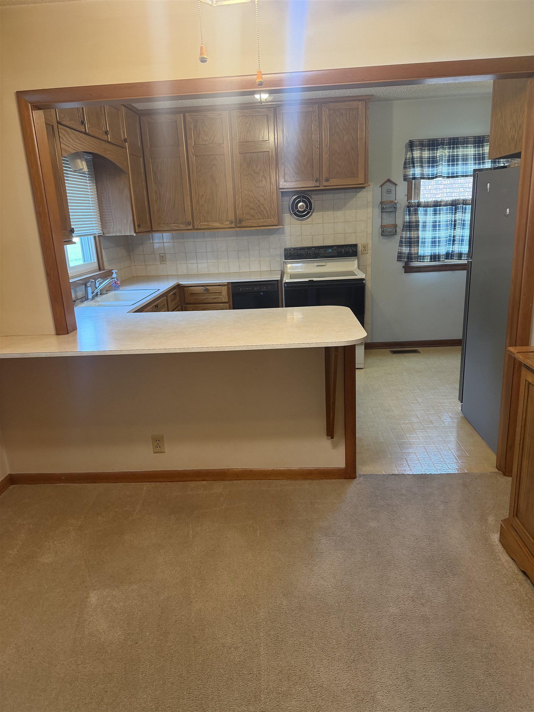 130 N Residence Property Photo 24
