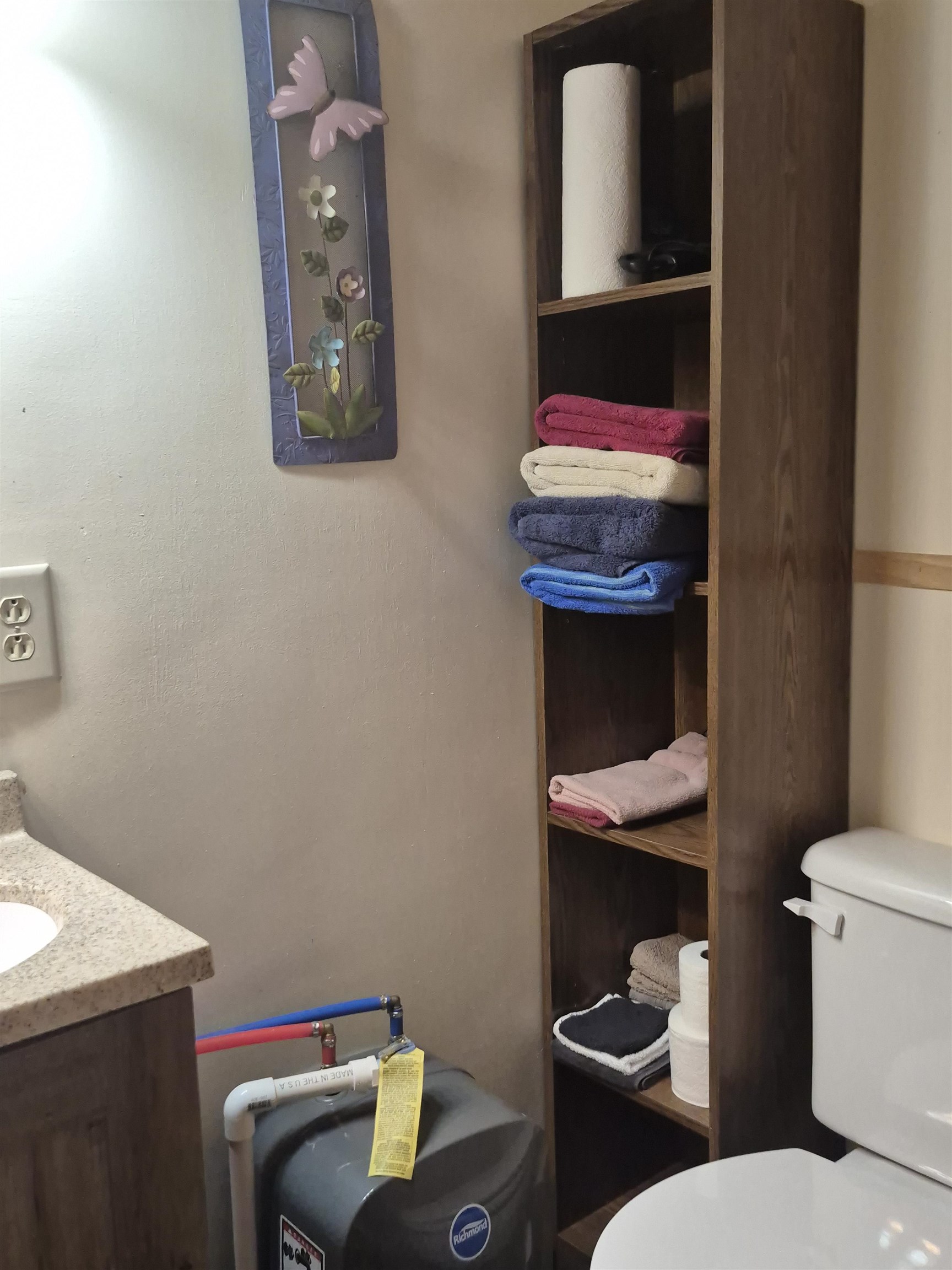 200 W River St. Property Photo 5