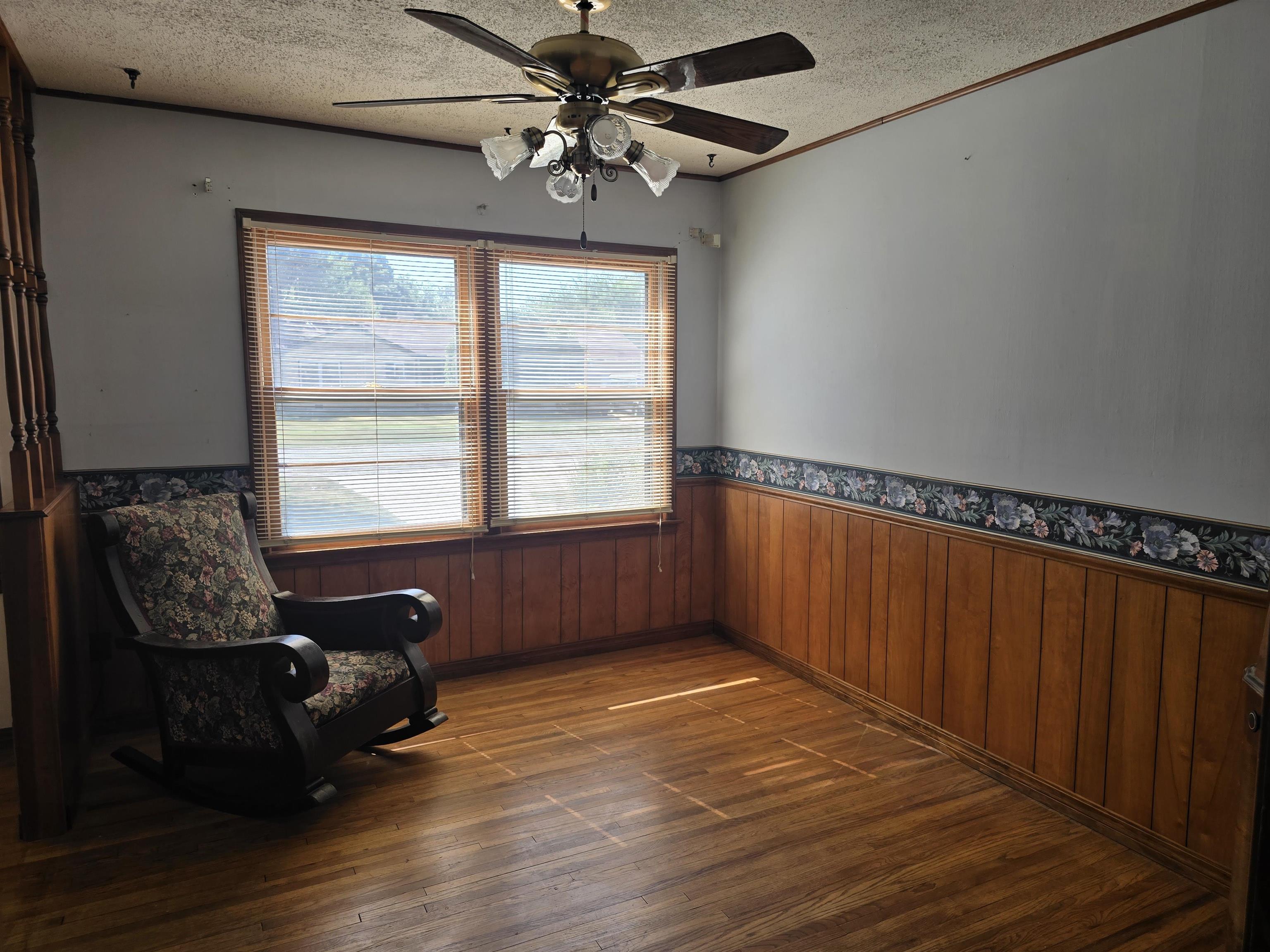 2618 N Athenian Property Photo 12