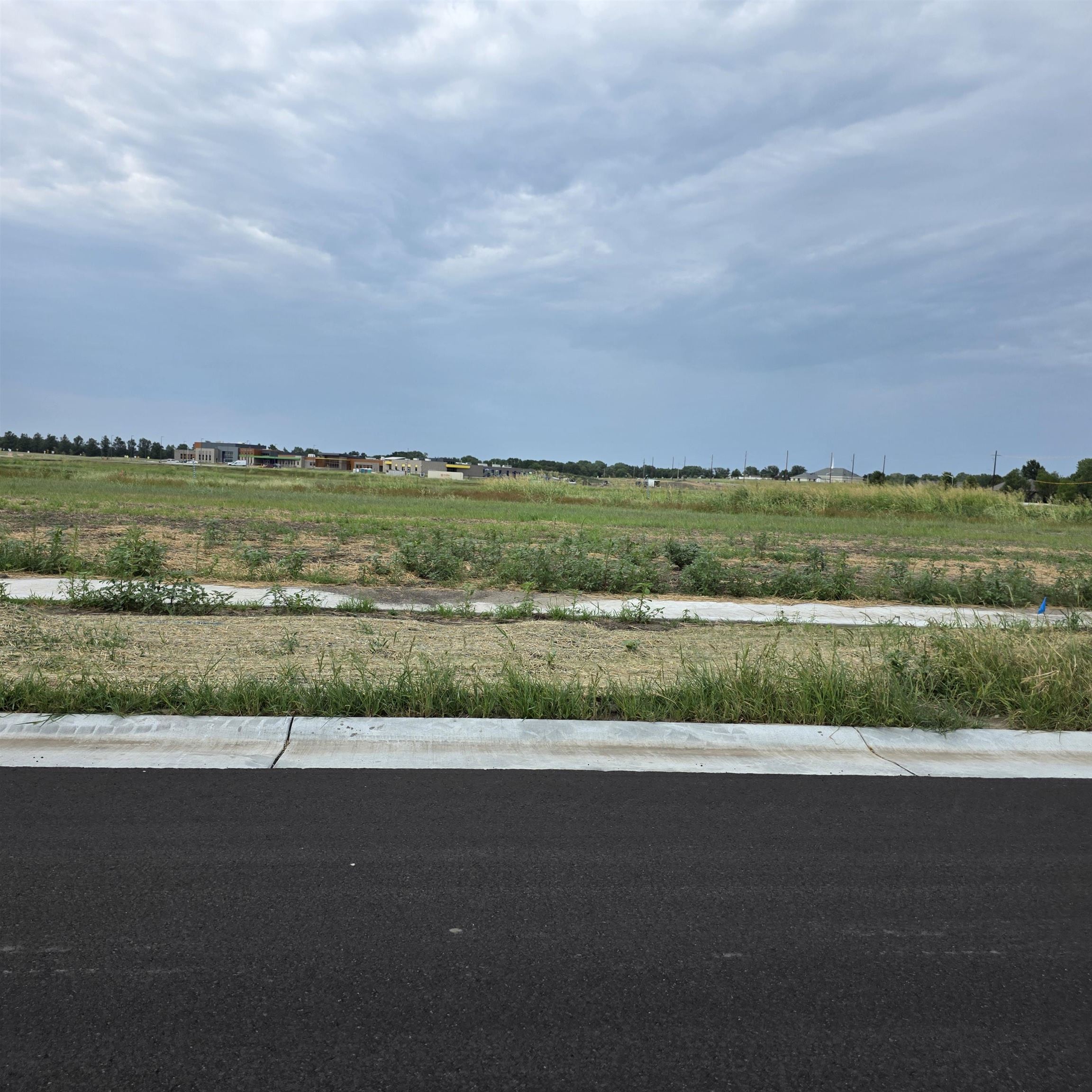 1600 Northridge Property Photo 1
