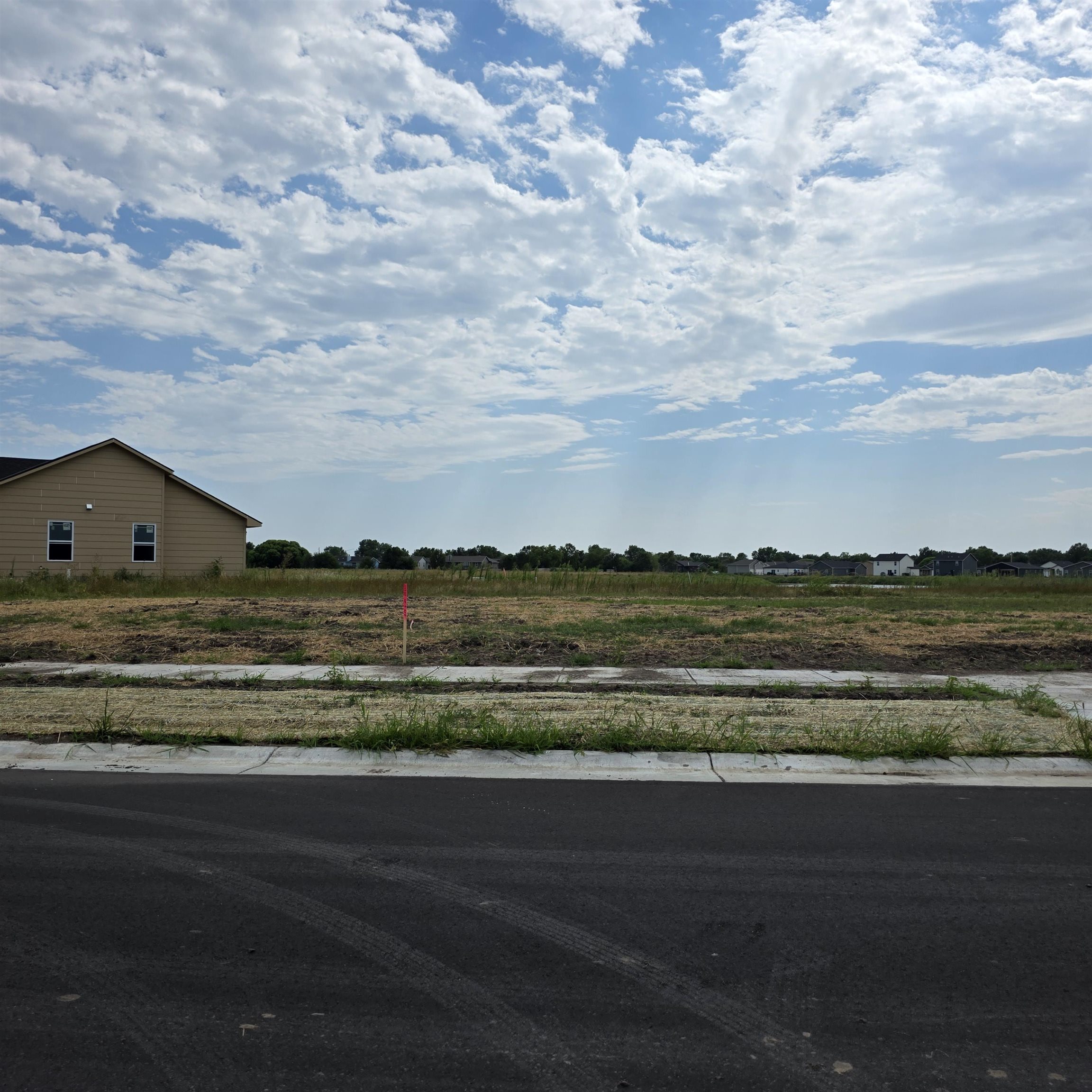 1411 Northridge Property Photo 1