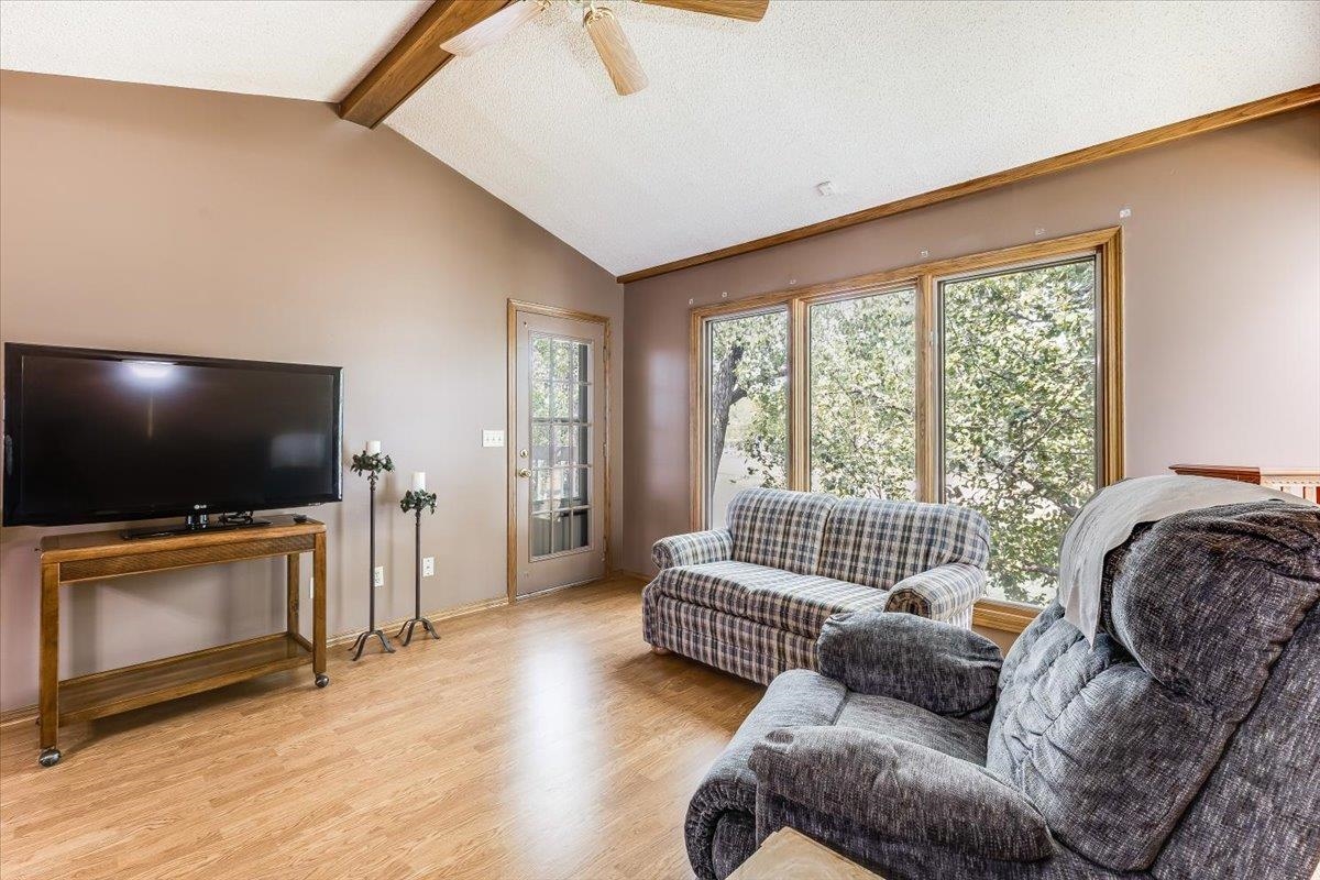 1169 N Lakewind Property Photo 4
