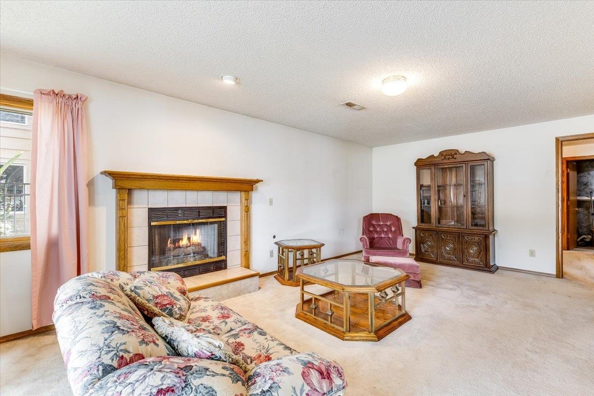 1169 N Lakewind Property Photo 21