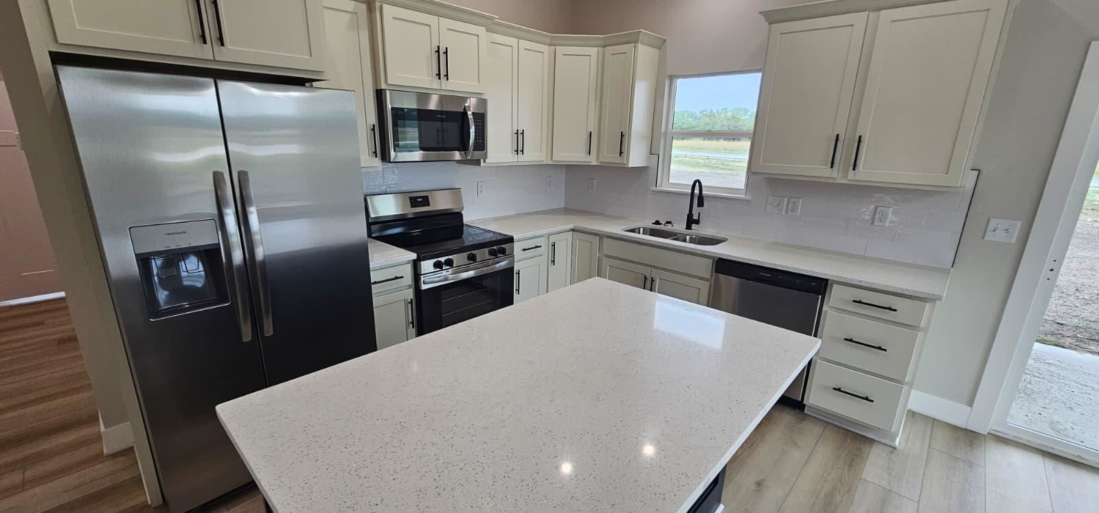1630 Midway Ct. Property Photo 6