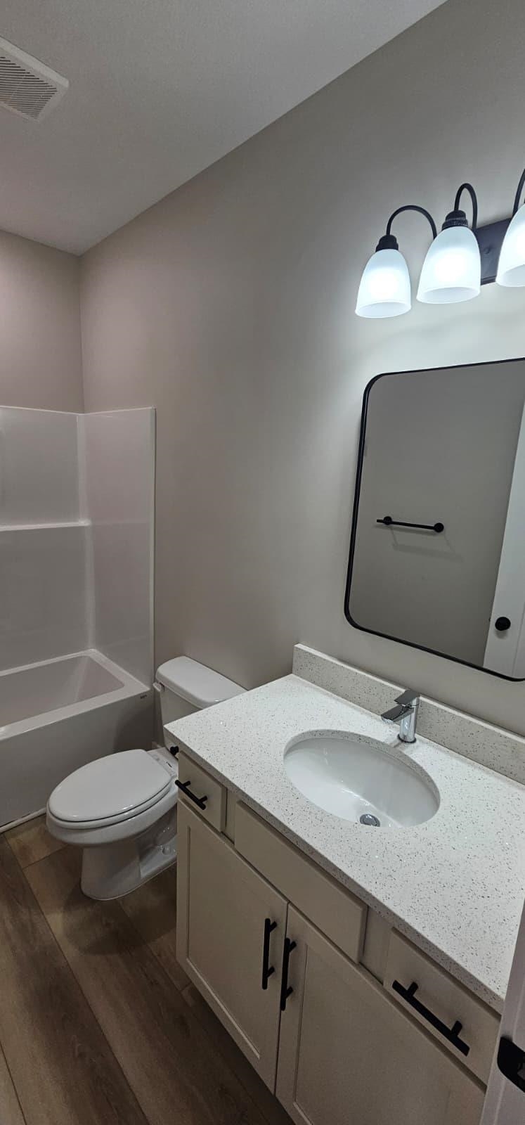 1630 Midway Ct. Property Photo 8
