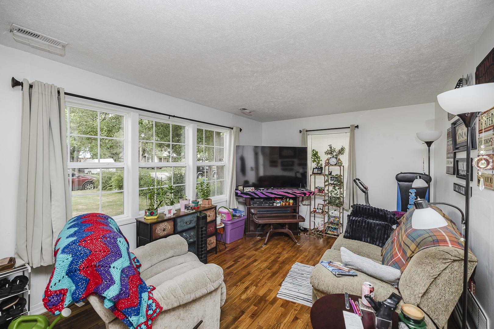 417 S Gildersleeve St. Property Photo 12