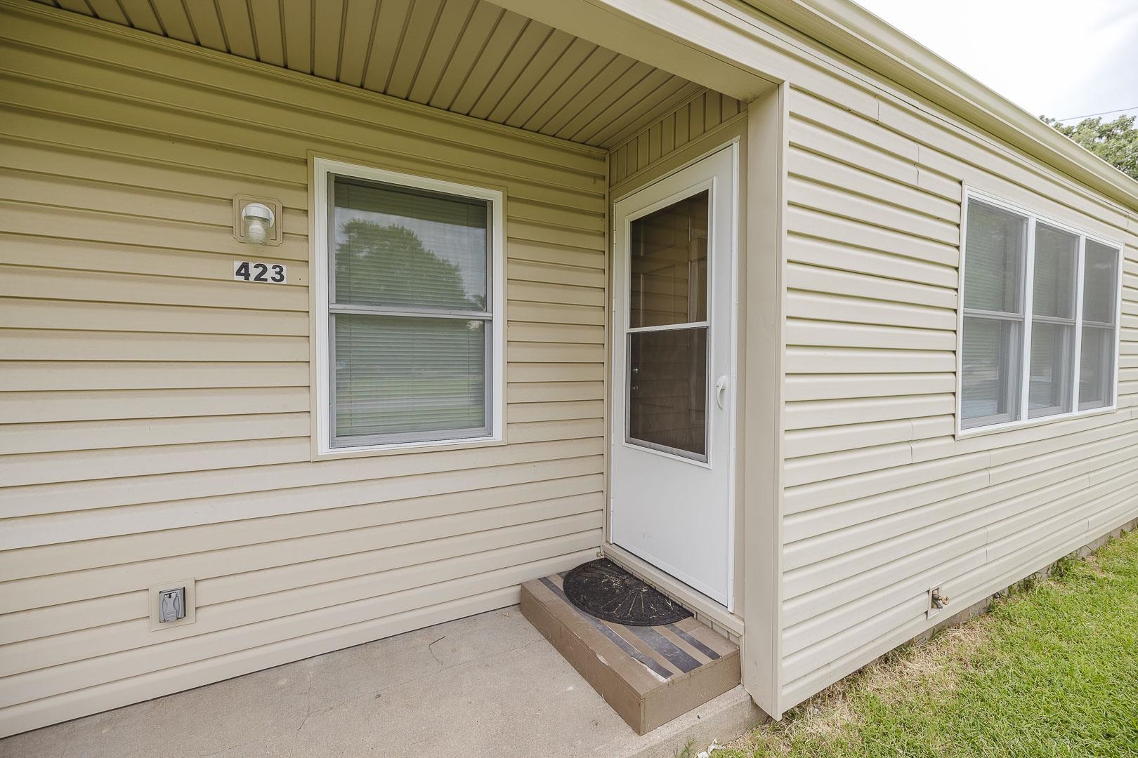 417 S Gildersleeve St. Property Photo 27