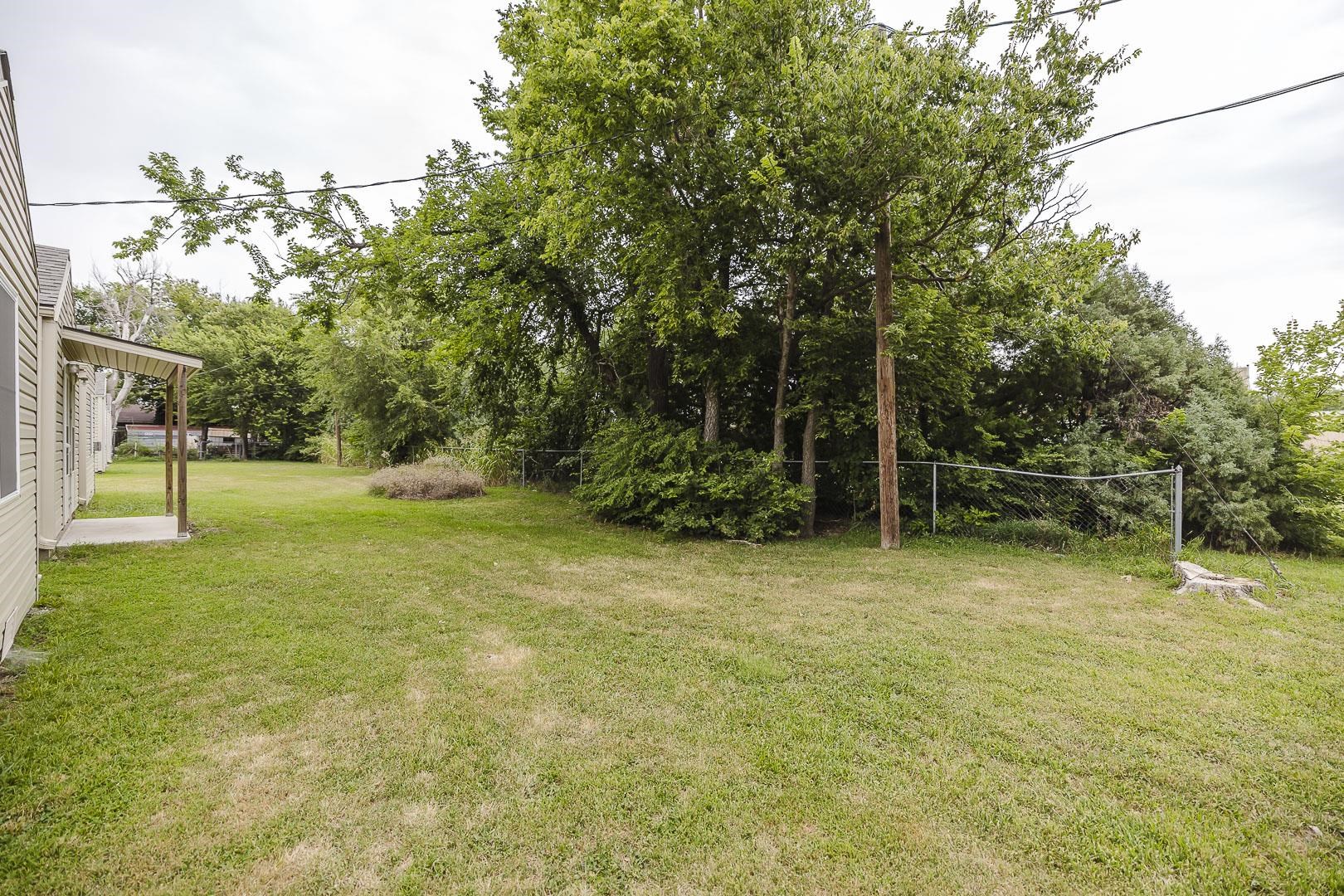 417 S Gildersleeve St. Property Photo 36