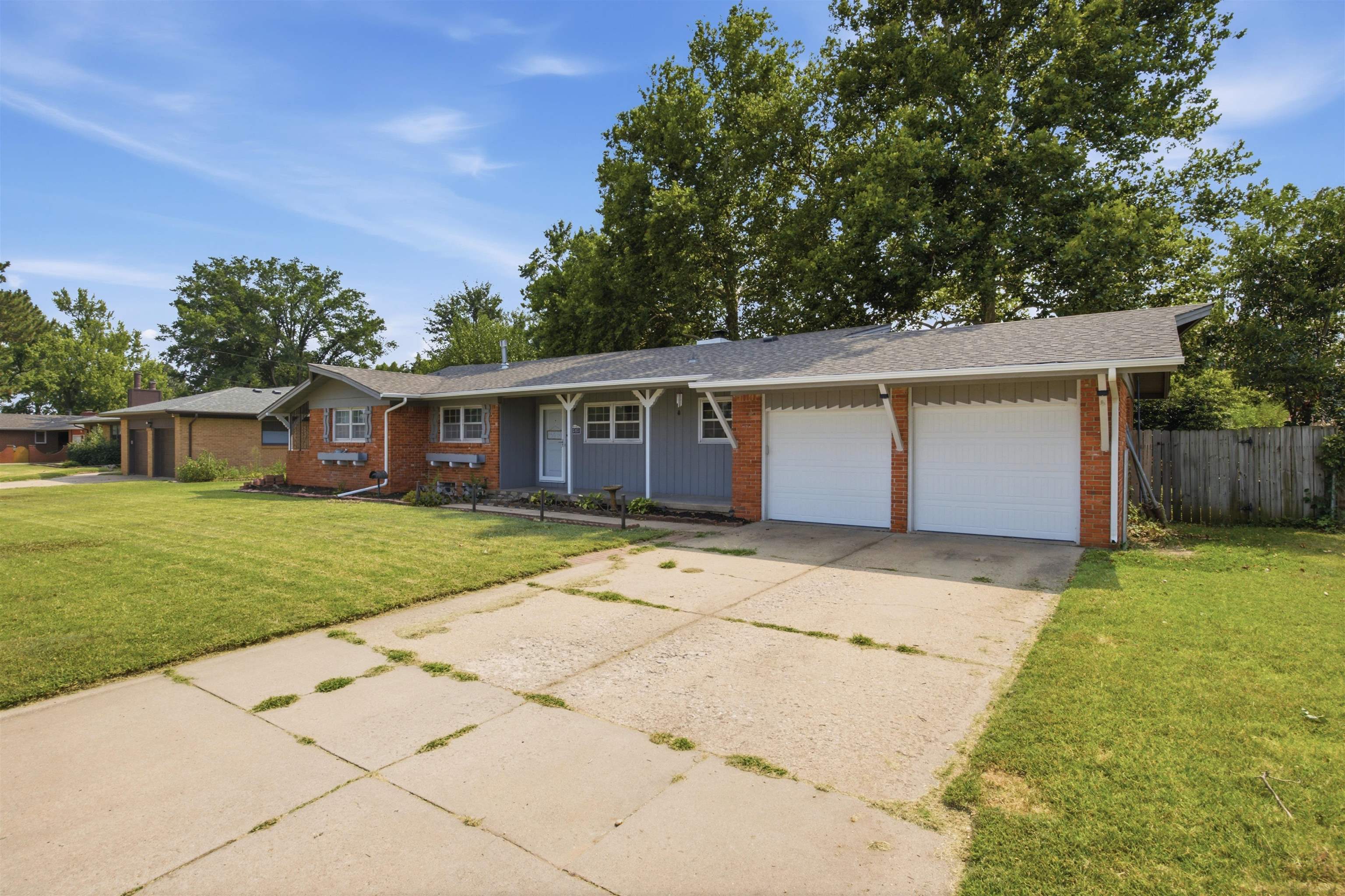 1505 N Lynnhurst Ave Property Photo 4