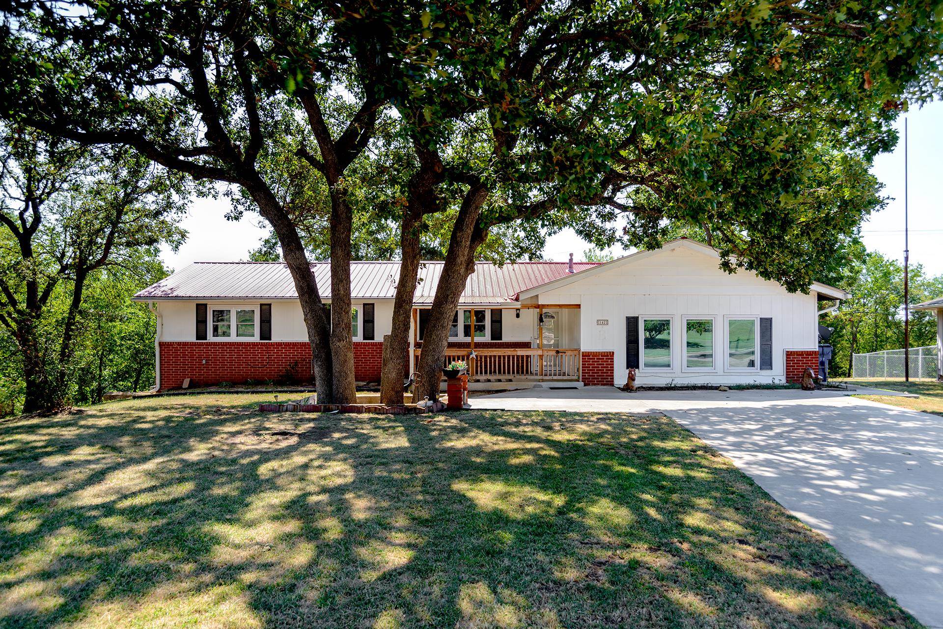 142 Magnolia Dr.