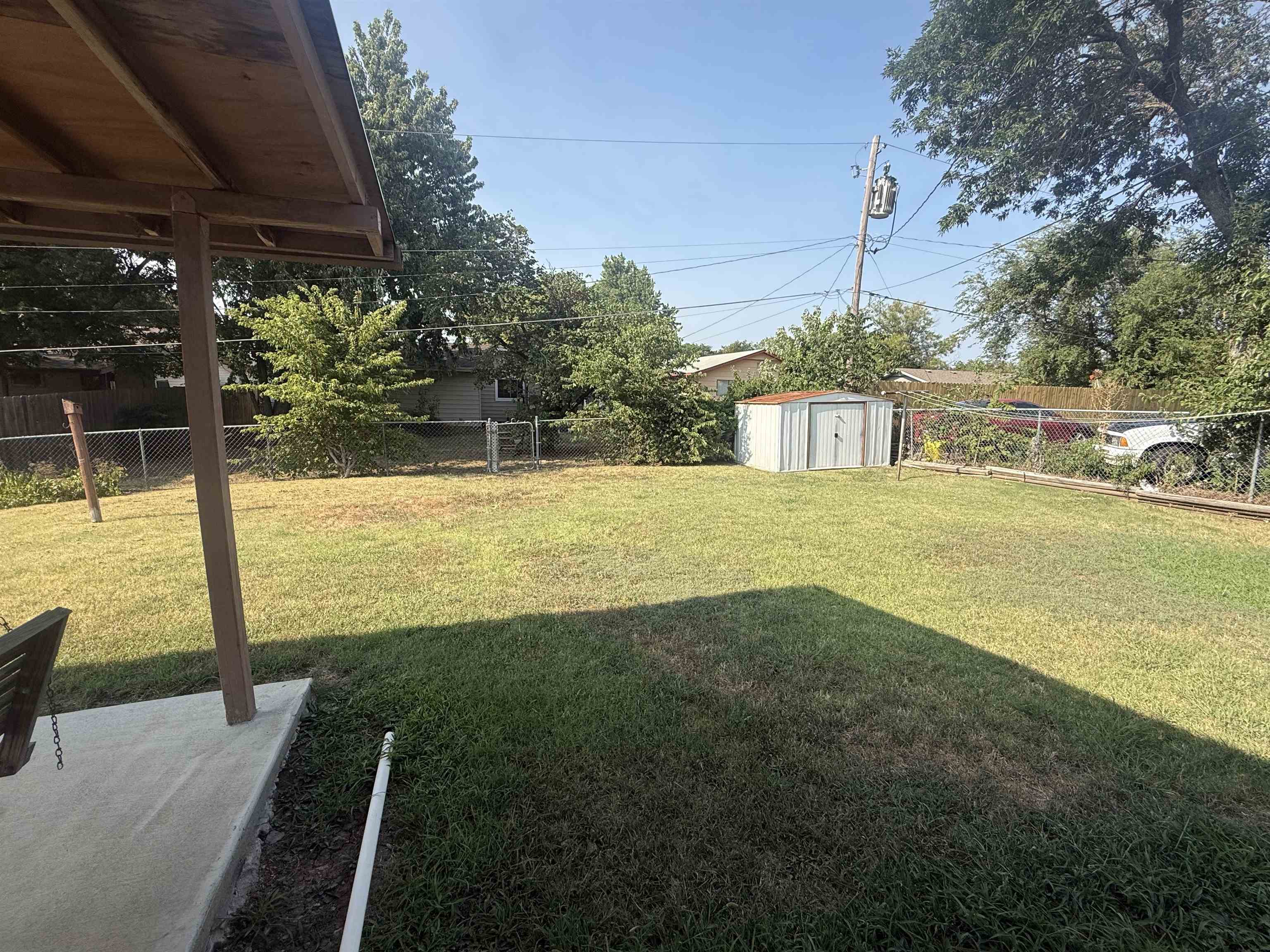 1920 E Fairchild St Property Photo 11